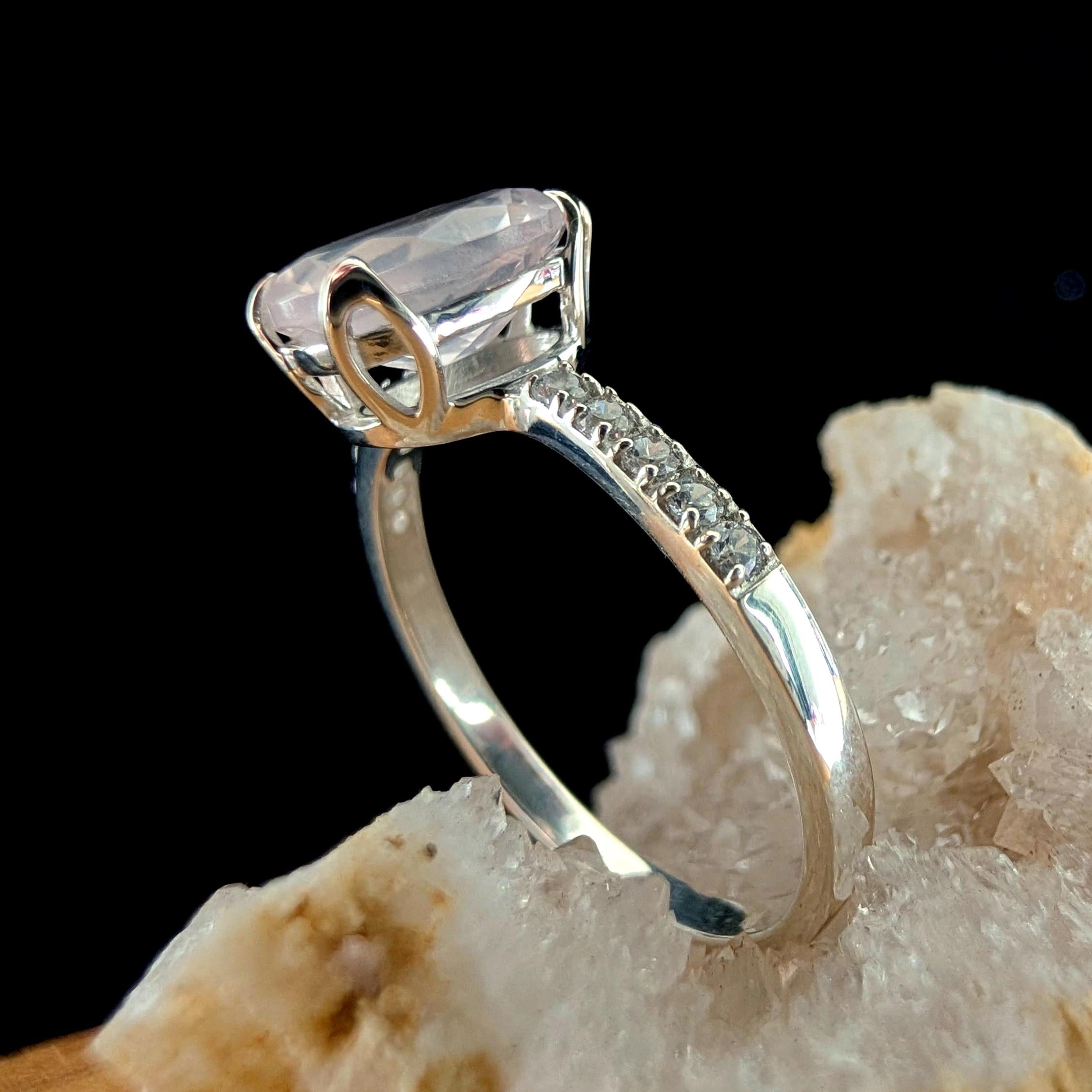 Large natural pink quartz and white topaz ring | 925 sterling silver