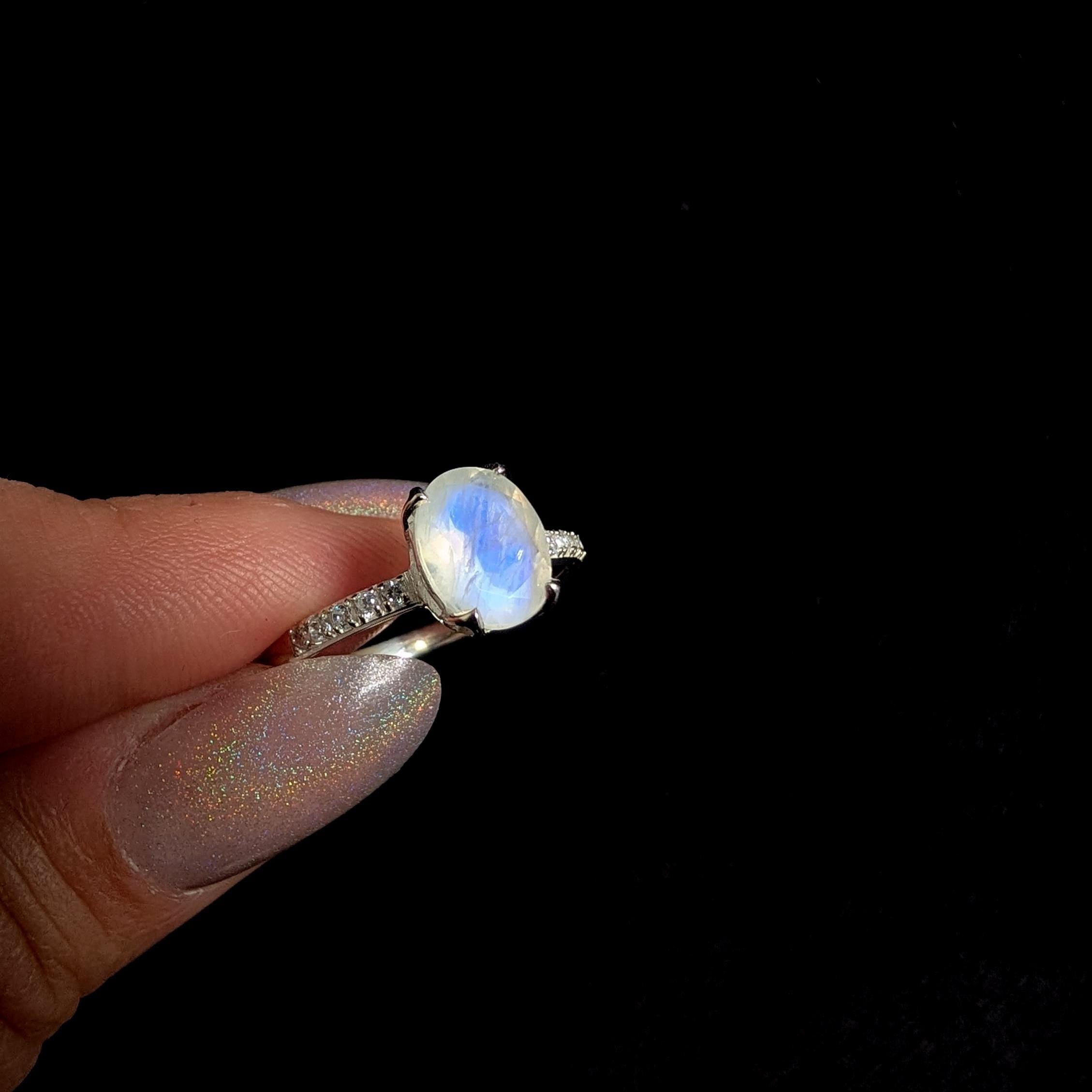 Large natural rainbow moonstone & white topaz ring | 925 Sterling Silver