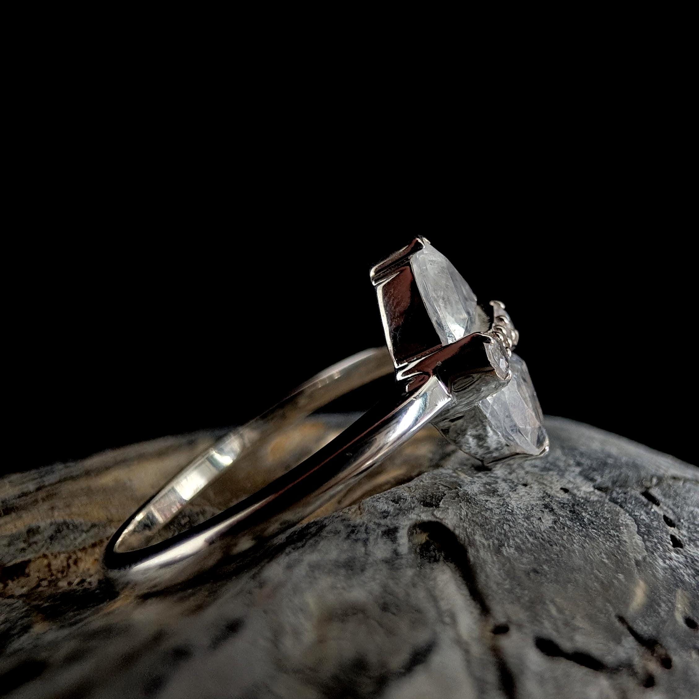 Marquise rainbow moonstone ring | 925 Sterling Silver