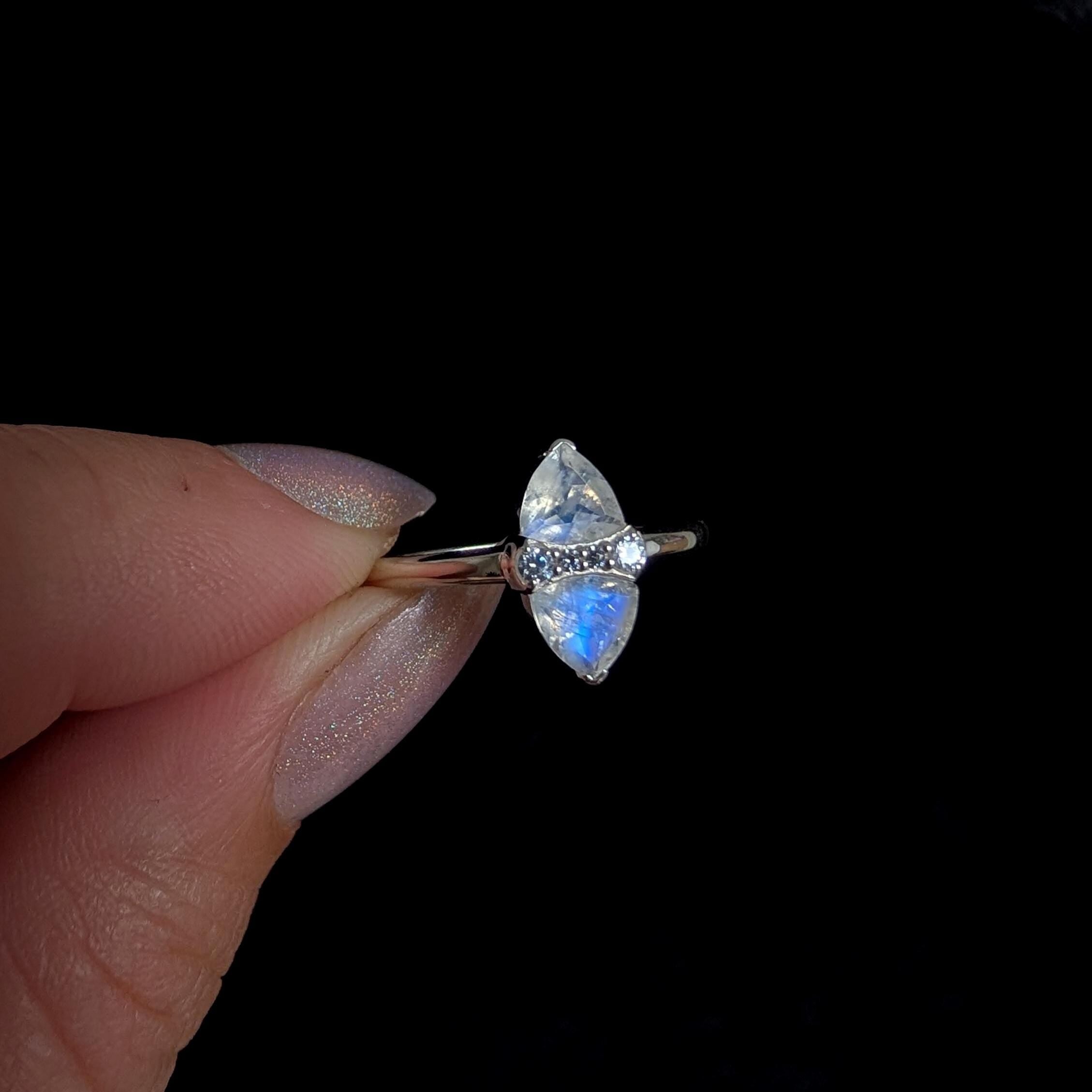 Marquise rainbow moonstone ring | 925 Sterling Silver