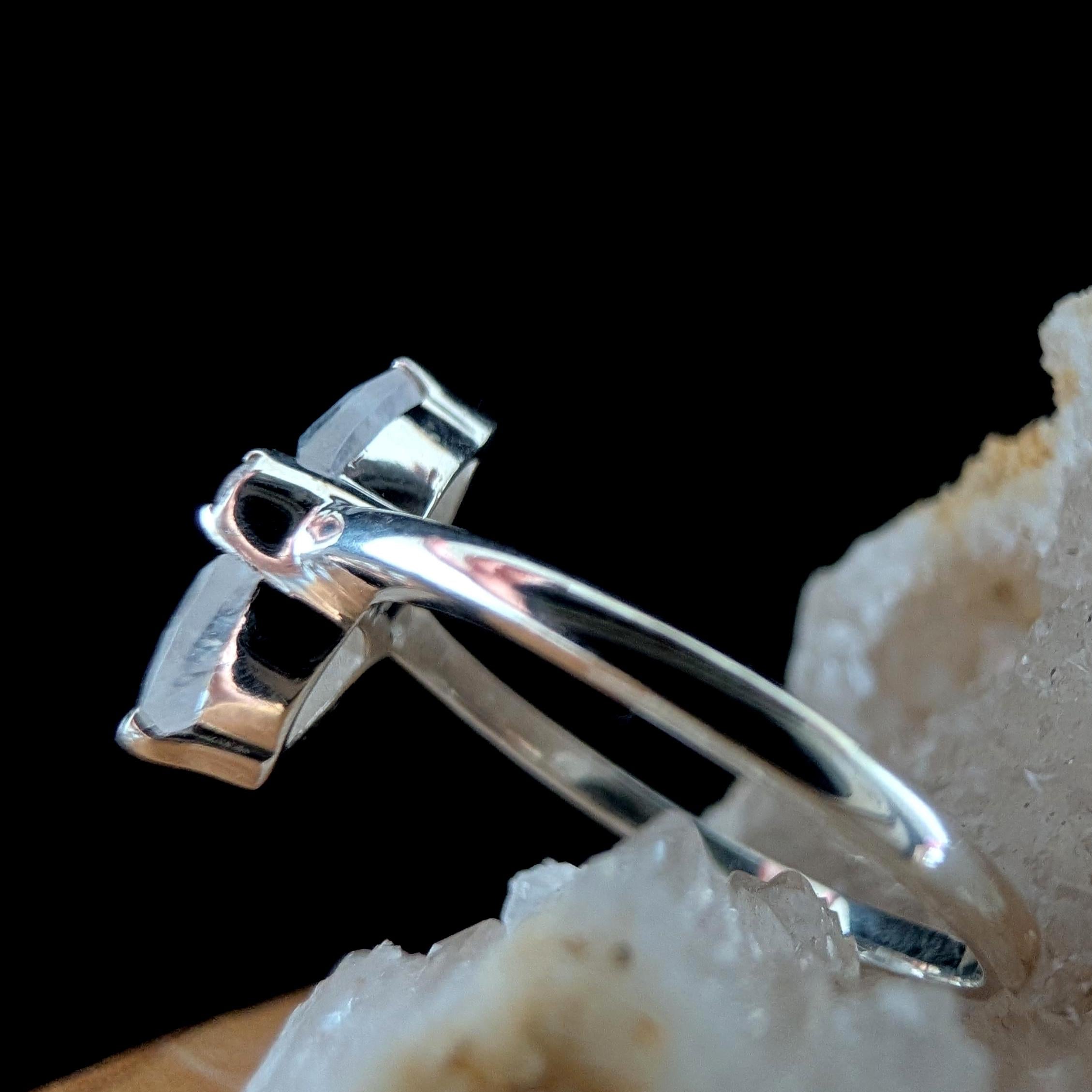 Marquise rainbow moonstone ring | 925 Sterling Silver