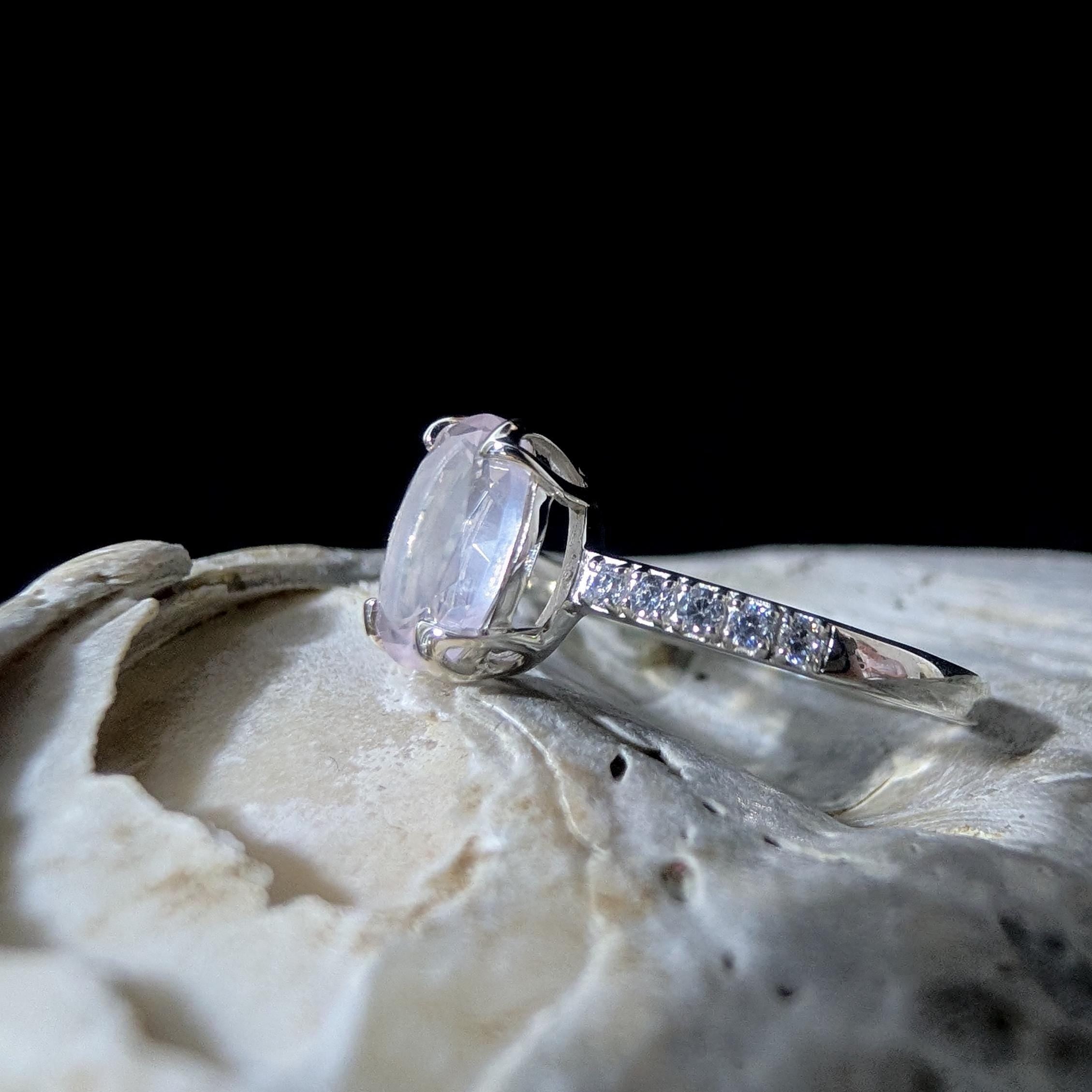 Large natural pink quartz and white topaz ring | 925 sterling silver
