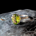 August birthstone peridot ring | 925 Sterling Silver
