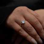 Pear cut rainbow moonstone ring | 925 Sterling Silver