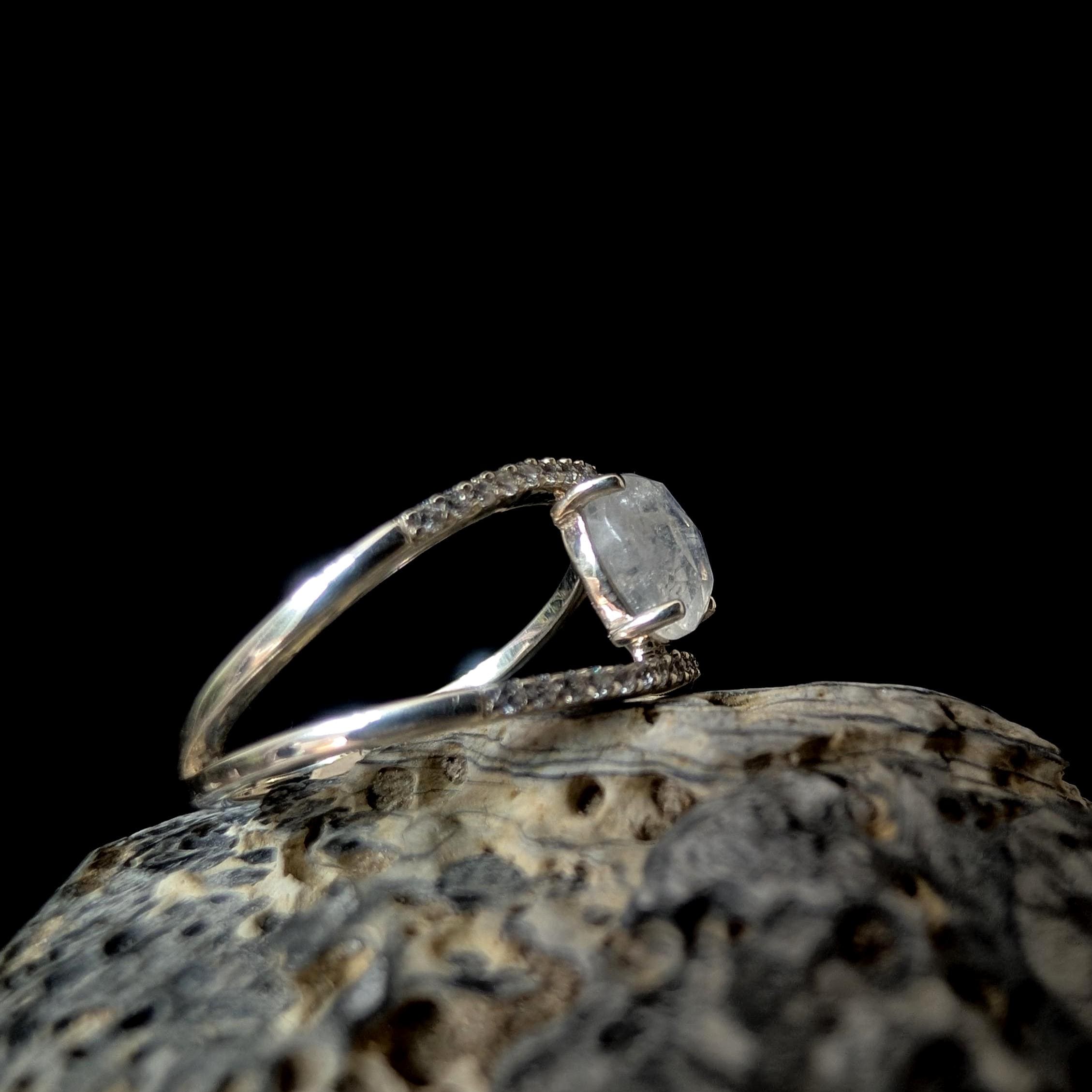Double band rainbow moonstone & white topaz ring | 925 Sterling Silver