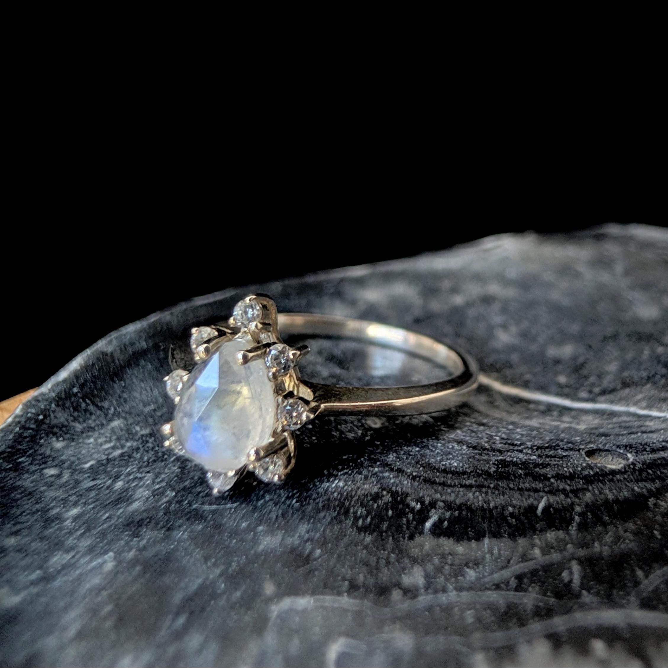 Statement rainbow moonstone & white topaz ring | 925 Sterling Silver