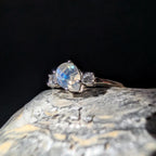 Pear rainbow moonstone and white topaz ring | 925 Sterling Silver