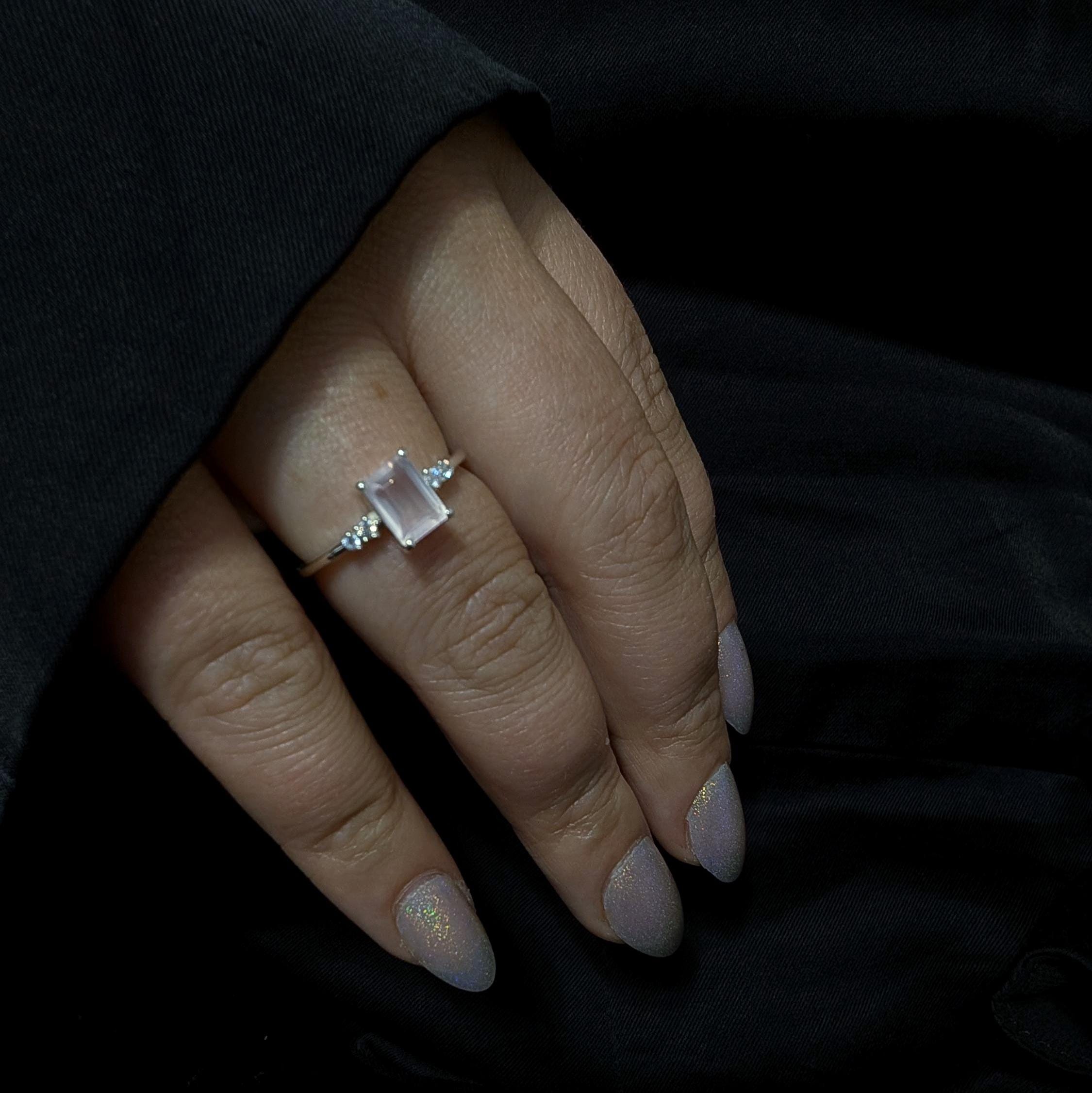 Elegant natural pink quartz and white topaz ring | 925 sterling silver