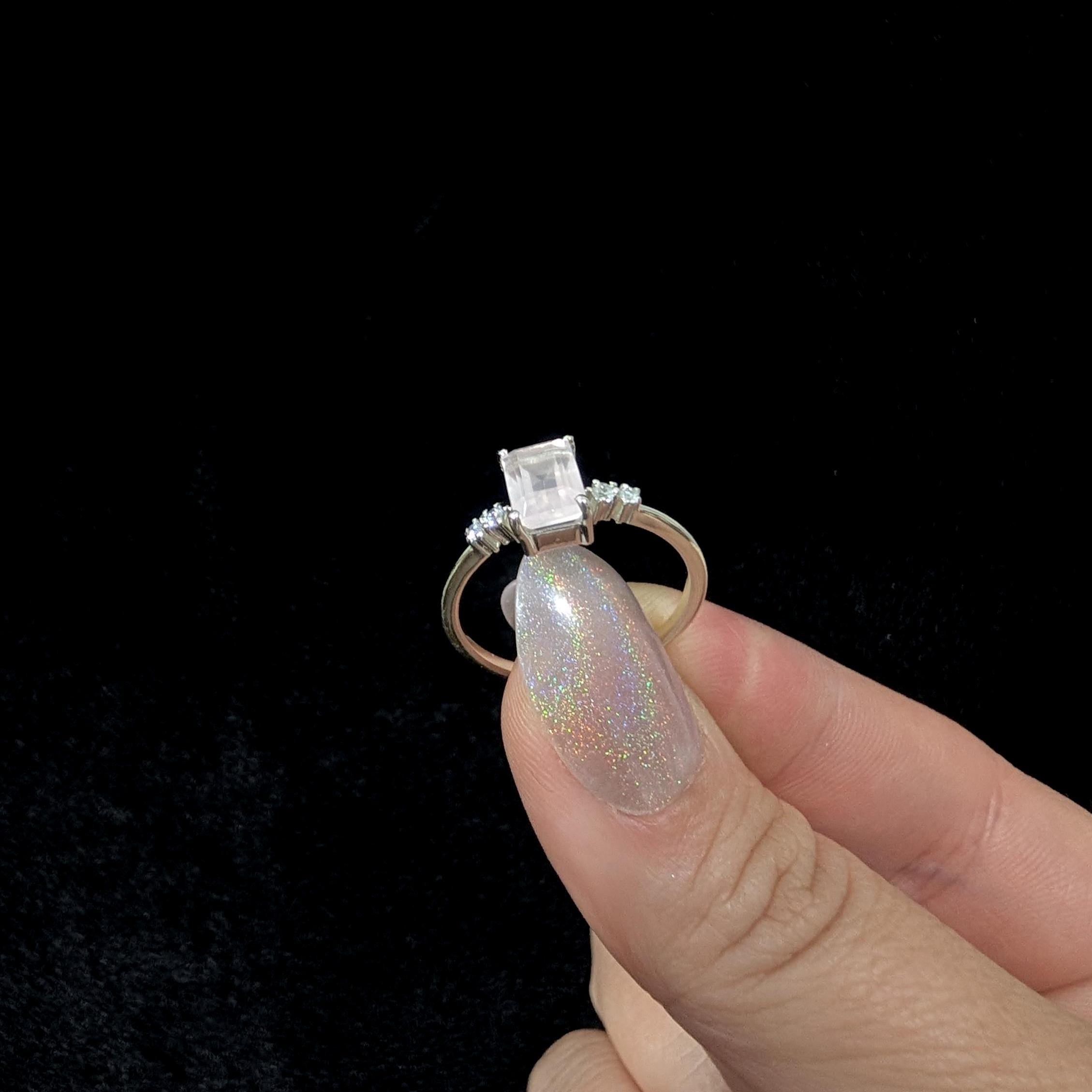 Elegant natural pink quartz and white topaz ring | 925 sterling silver