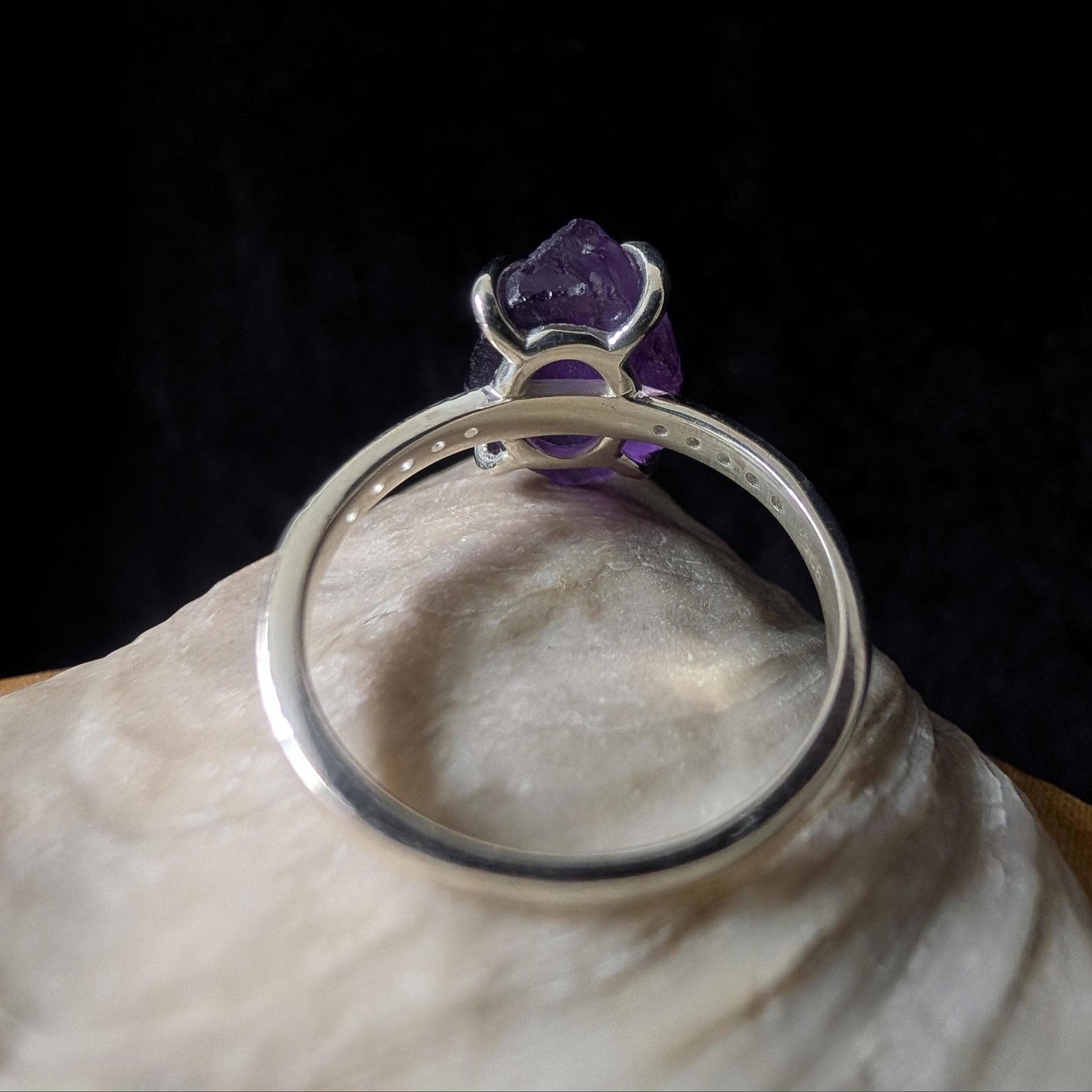 Raw natural amethyst and white topaz ring | 925 sterling silver