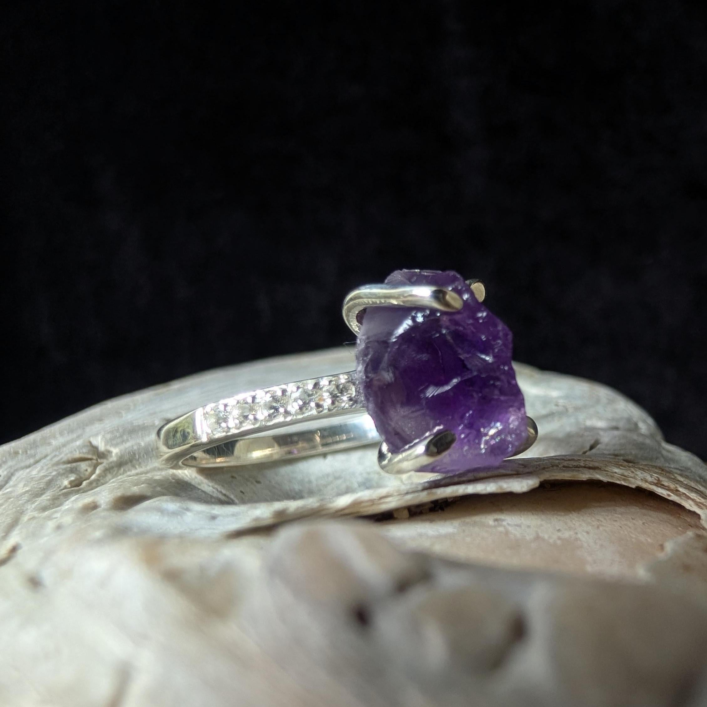 Raw natural amethyst and white topaz ring | 925 sterling silver