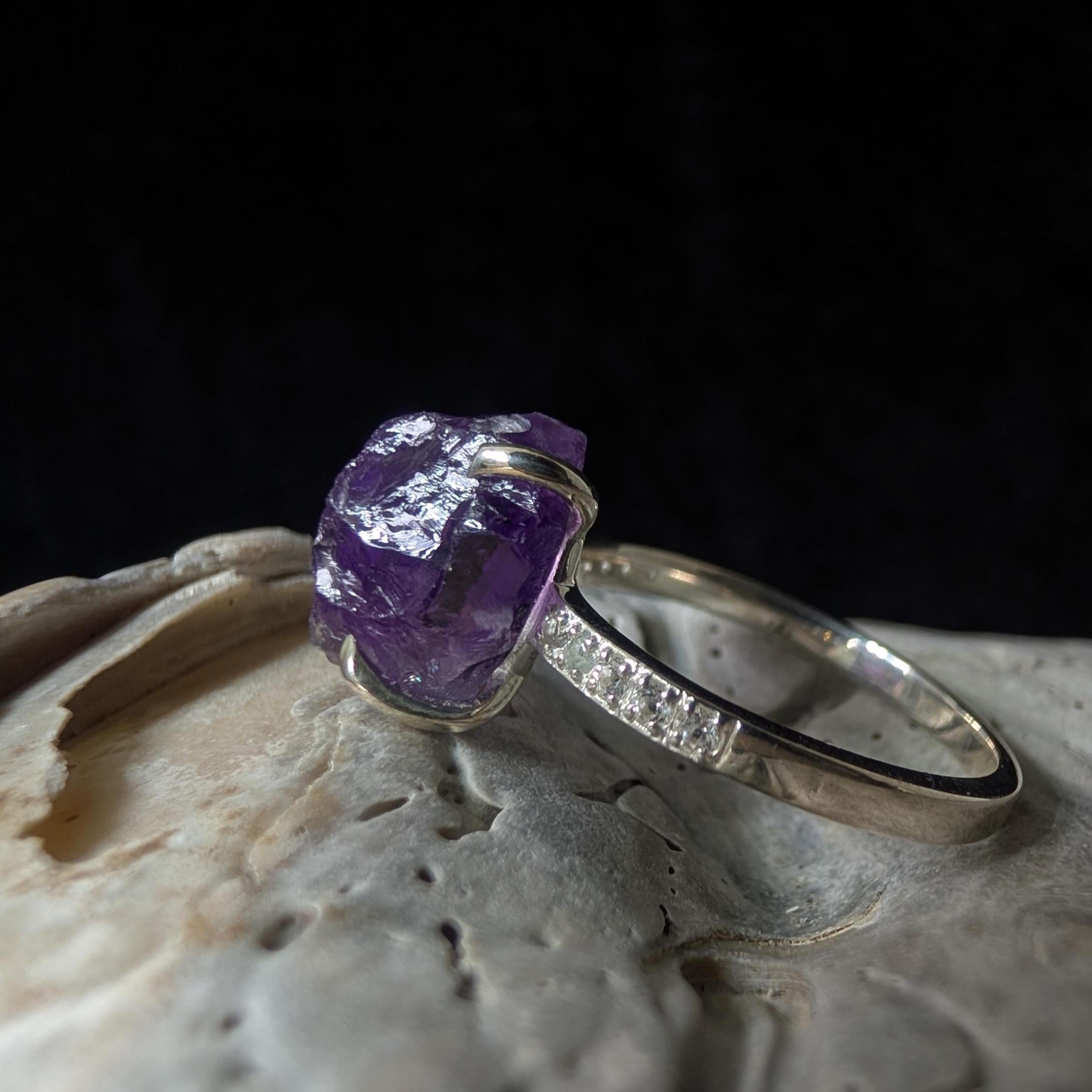 Raw natural amethyst and white topaz ring | 925 sterling silver