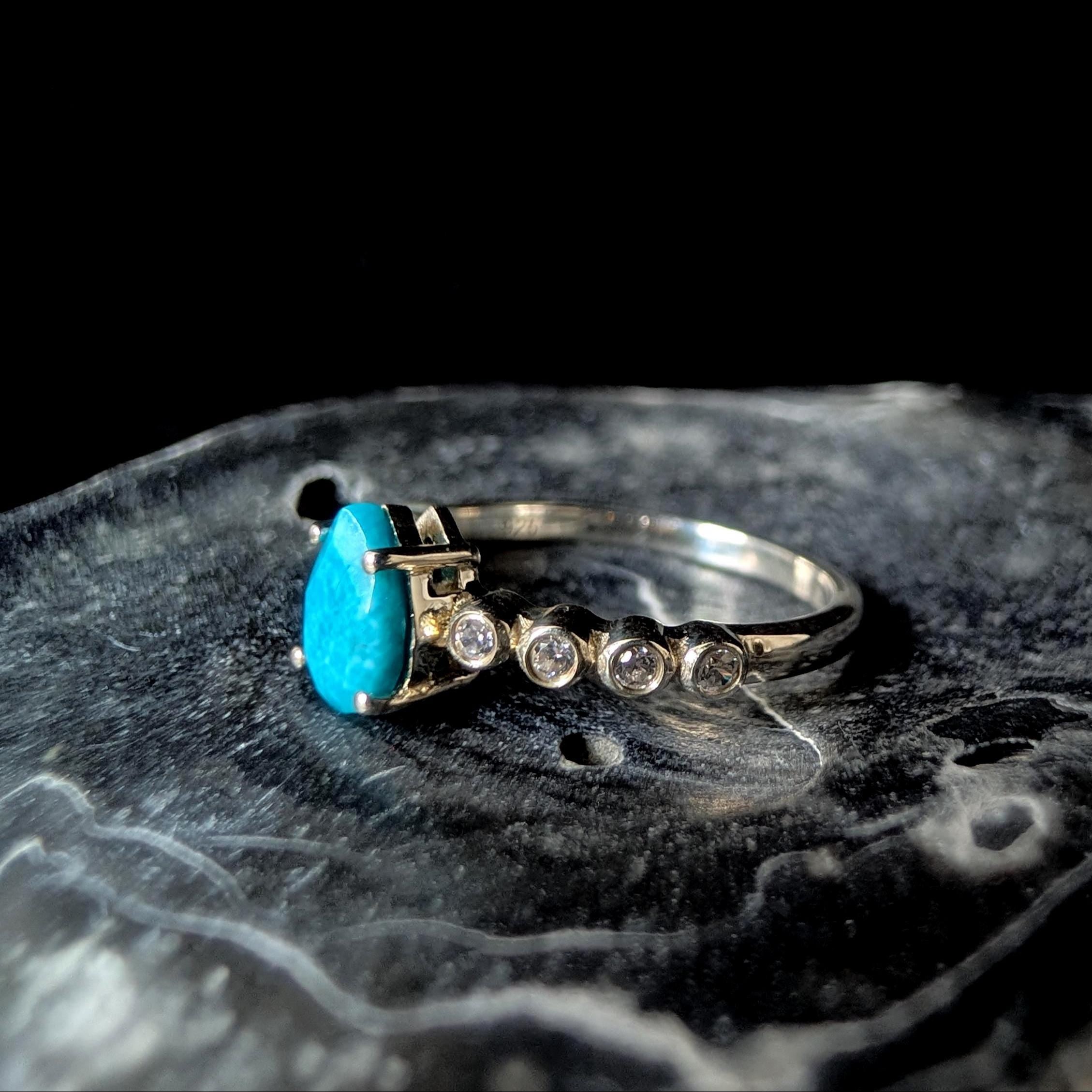 Statement turquoise and white topaz ring | 925 Sterling Silver