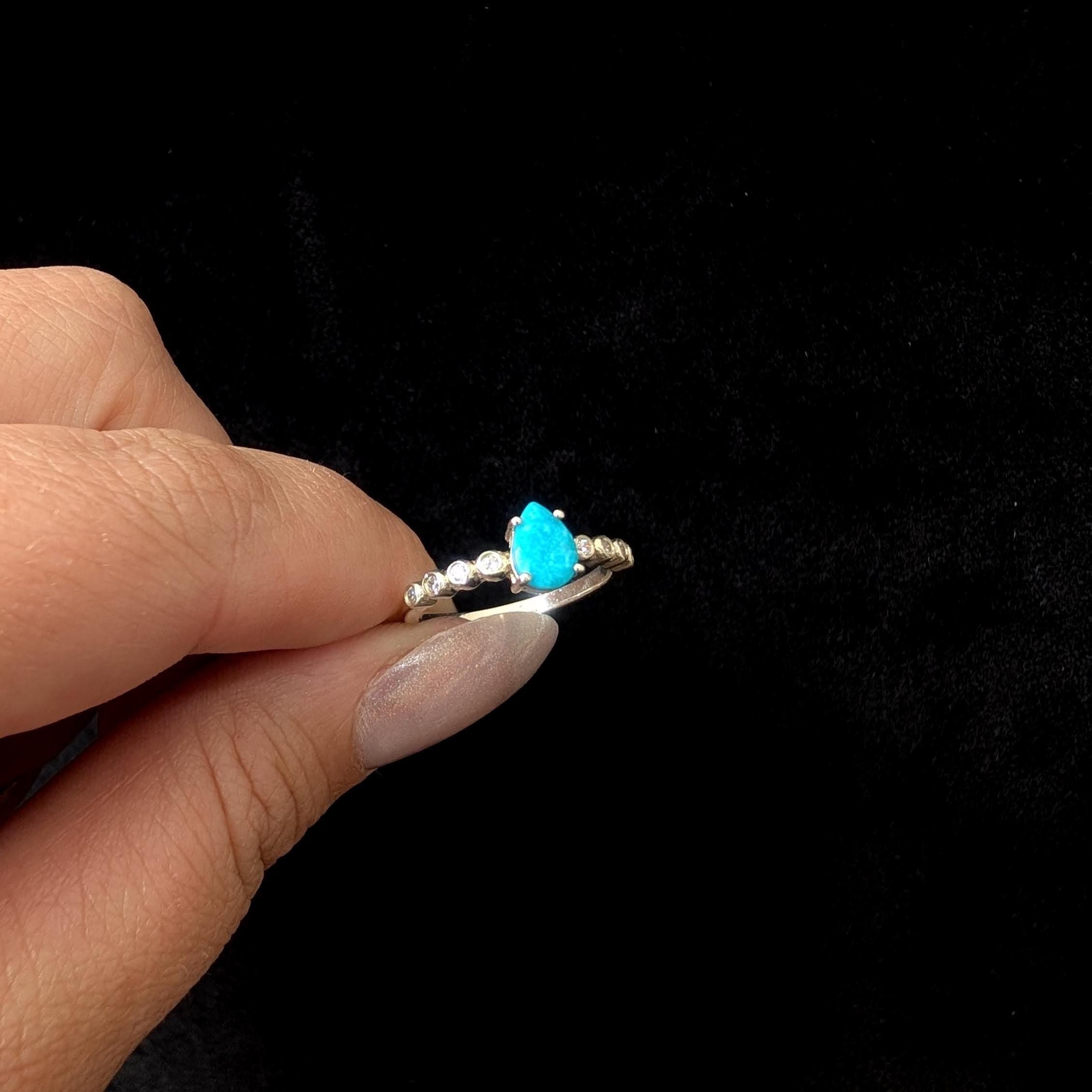 Statement turquoise and white topaz ring | 925 Sterling Silver