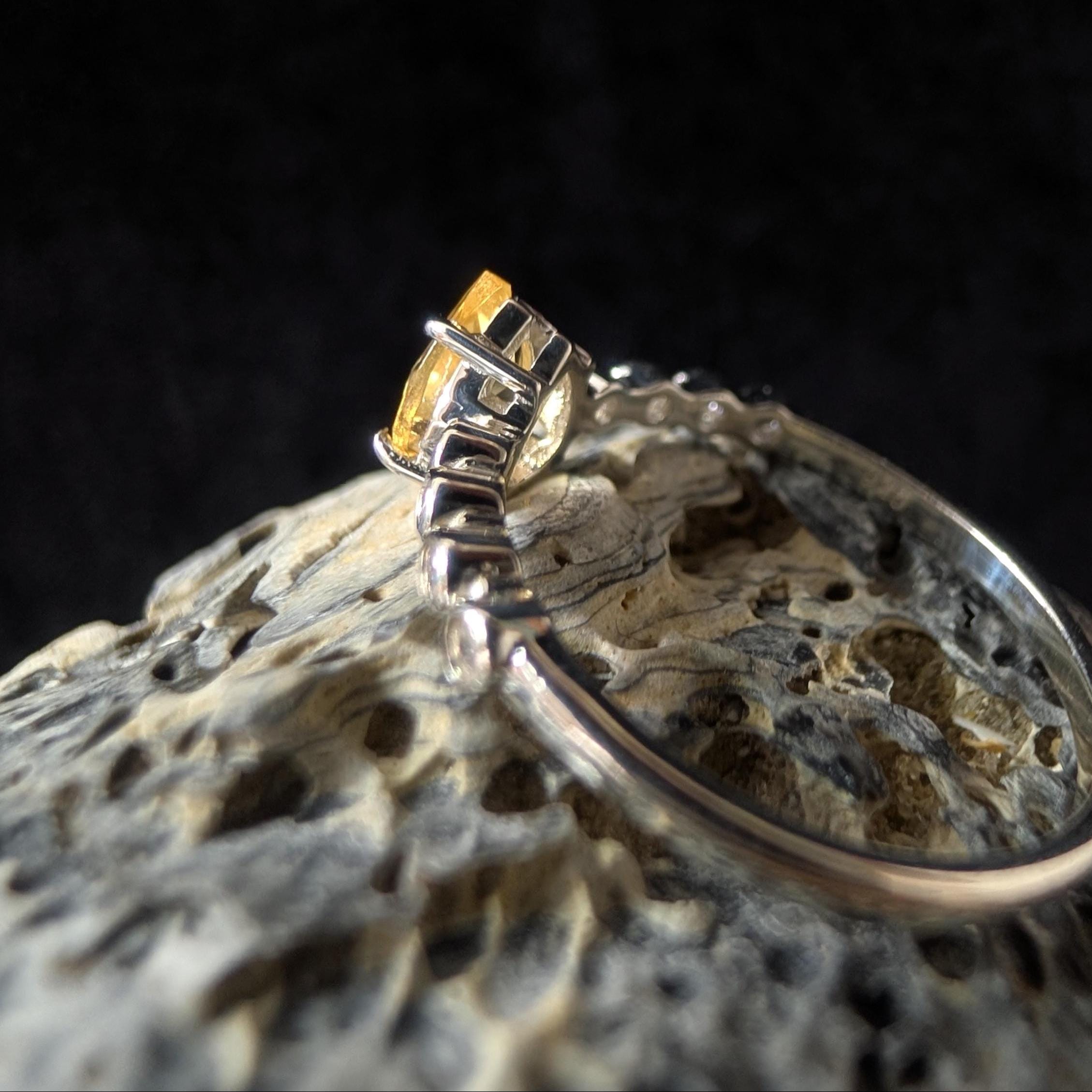 Statement citrine and white topaz ring | 925 Sterling Silver