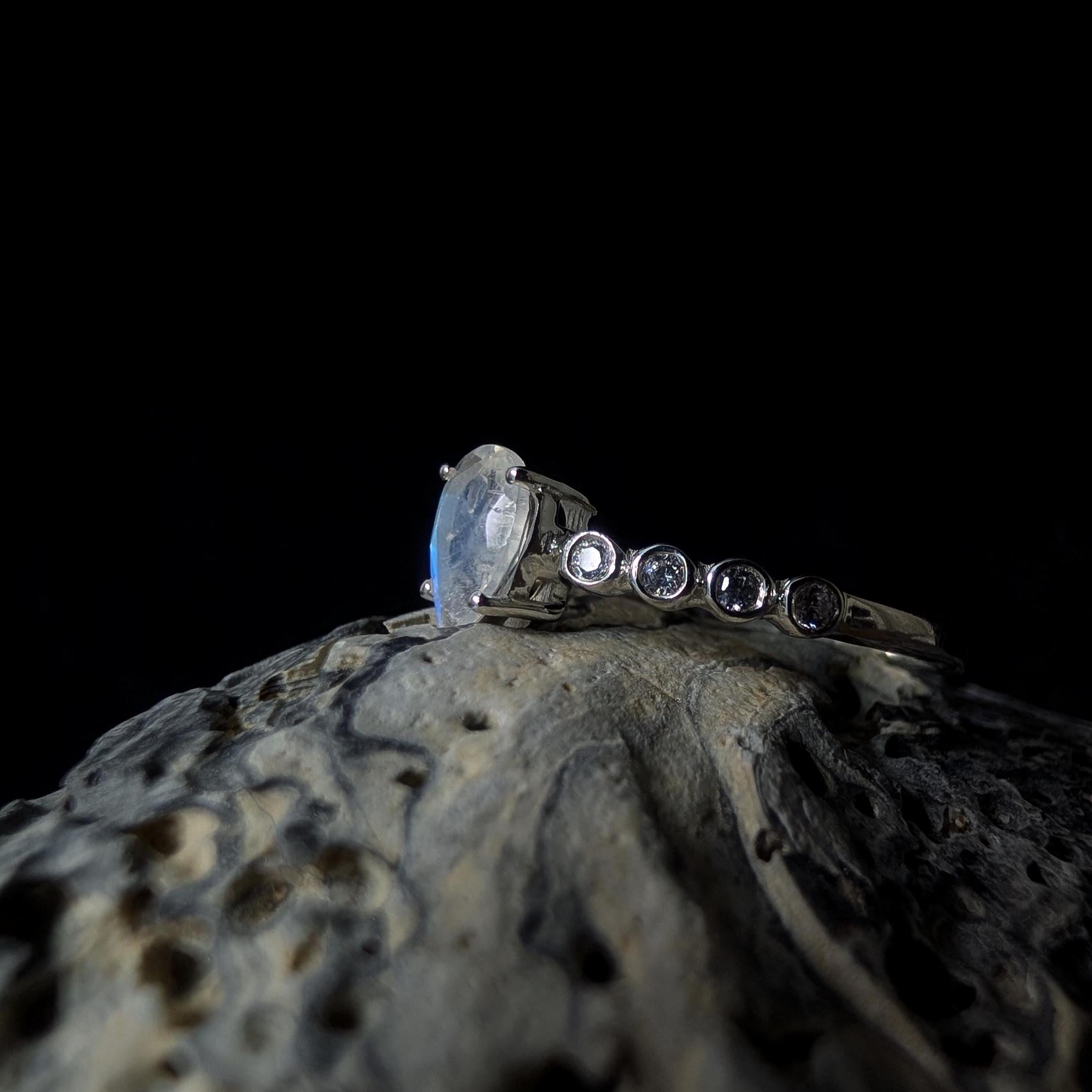 Statement rainbow moonstone and white topaz ring | 925 Sterling Silver