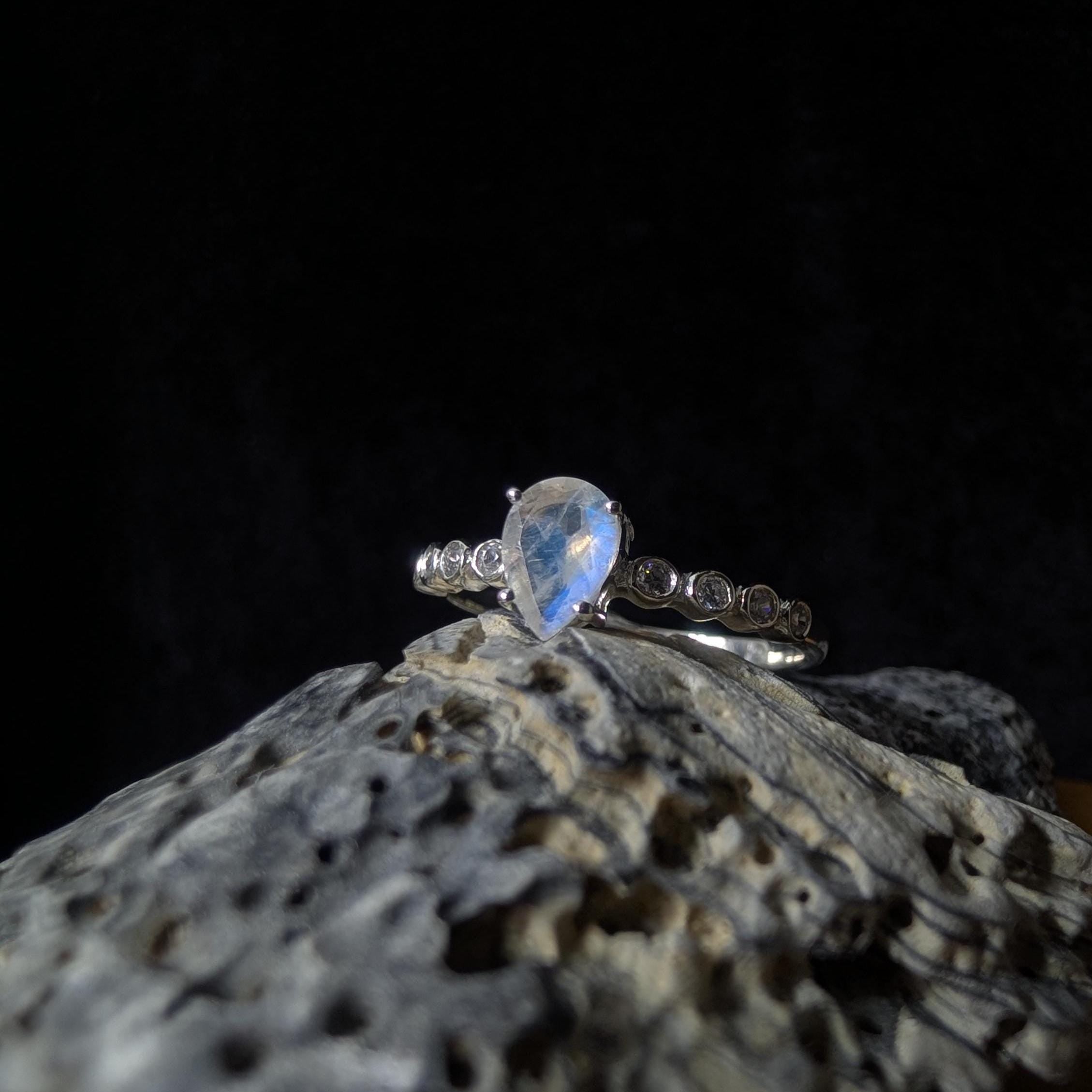 Statement rainbow moonstone and white topaz ring | 925 Sterling Silver