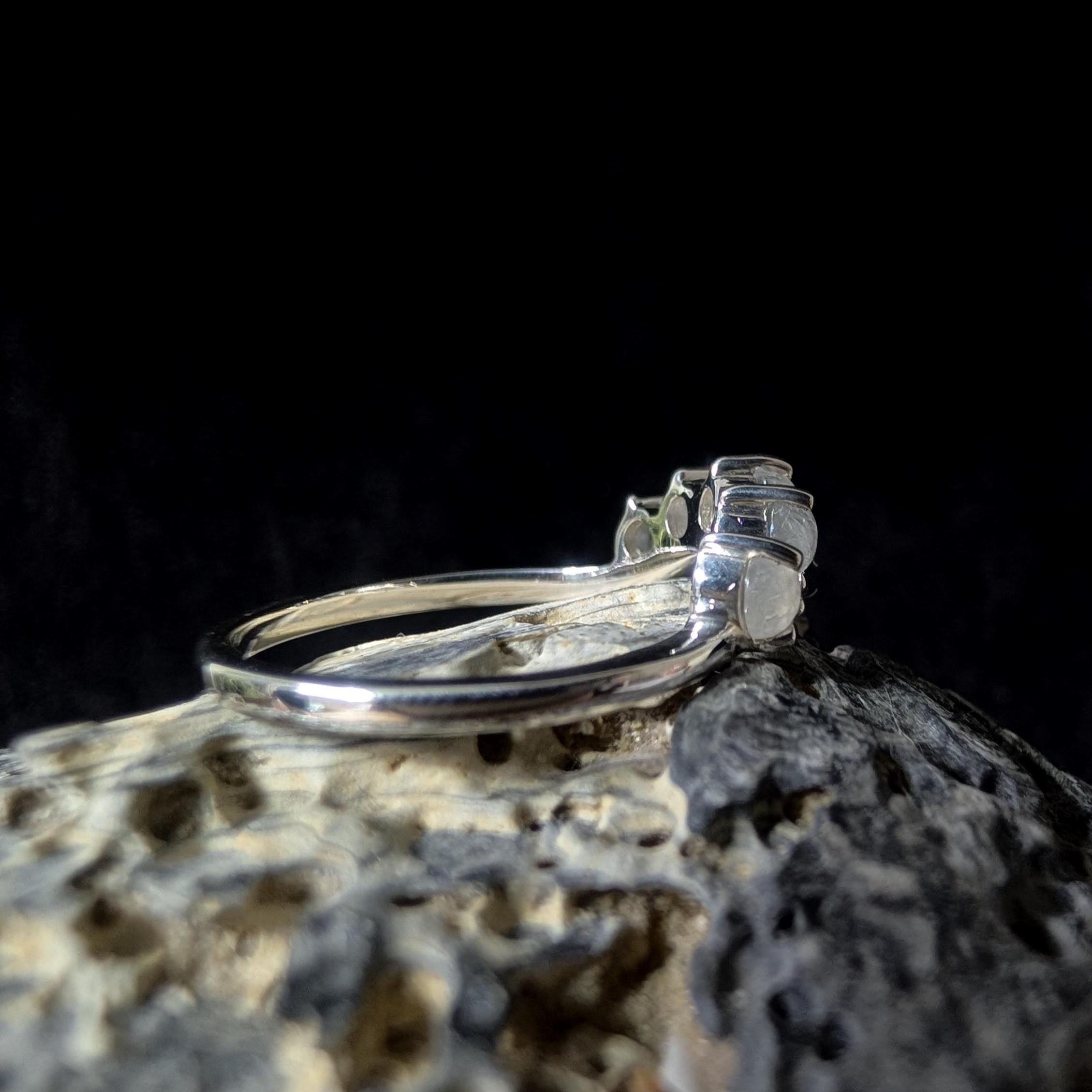 Crown rainbow moonstone ring | 925 Sterling Silver