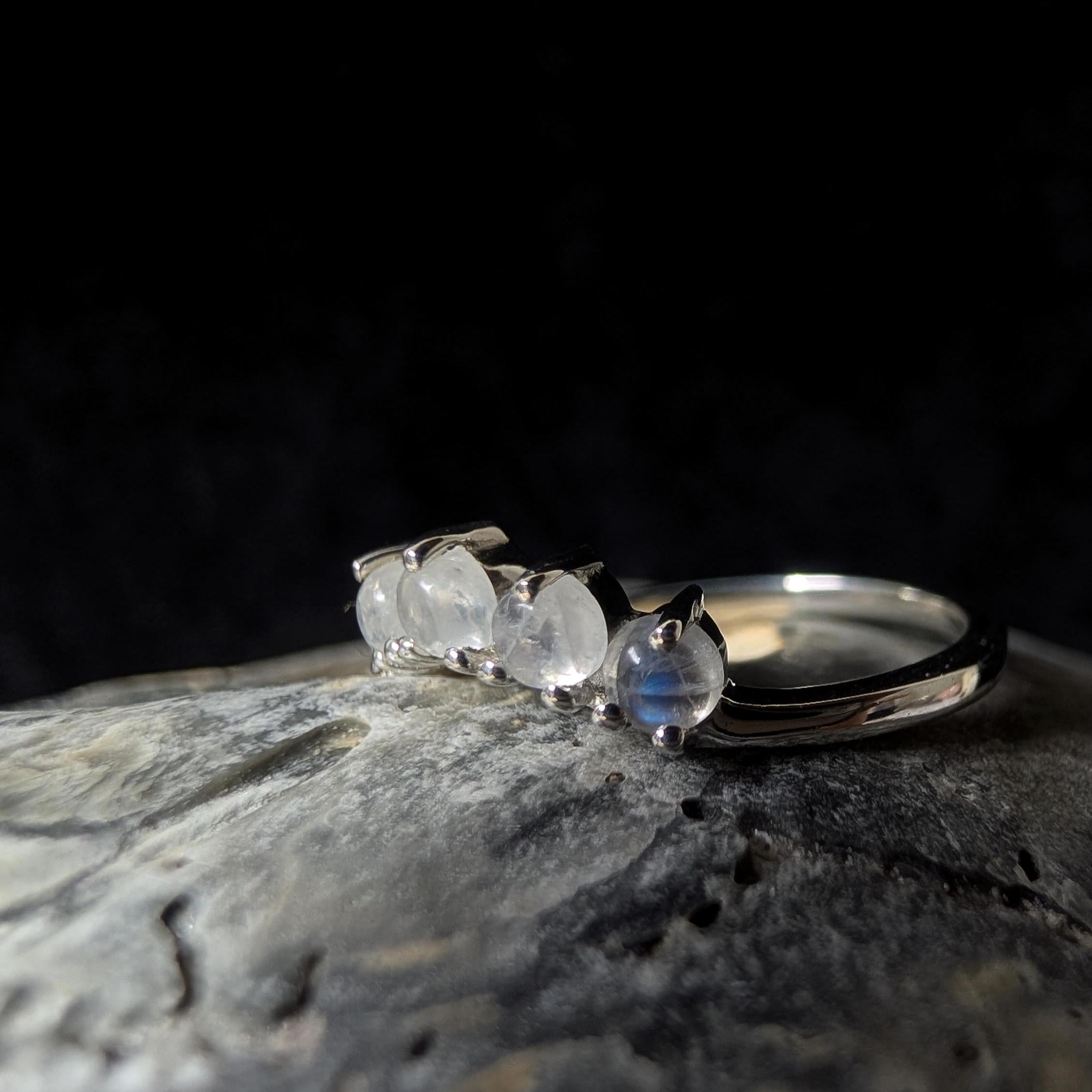 Crown rainbow moonstone ring | 925 Sterling Silver