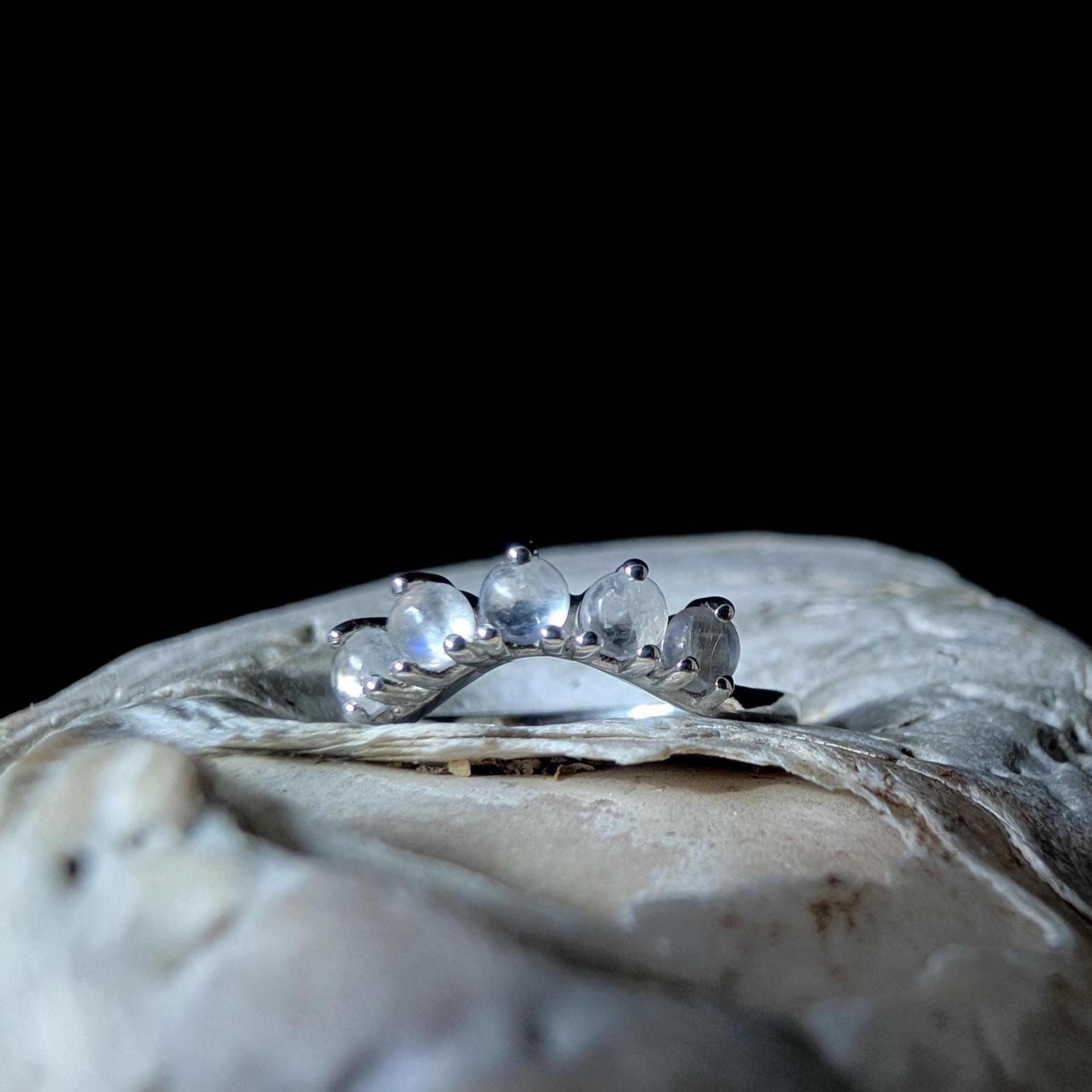 Crown rainbow moonstone ring | 925 Sterling Silver