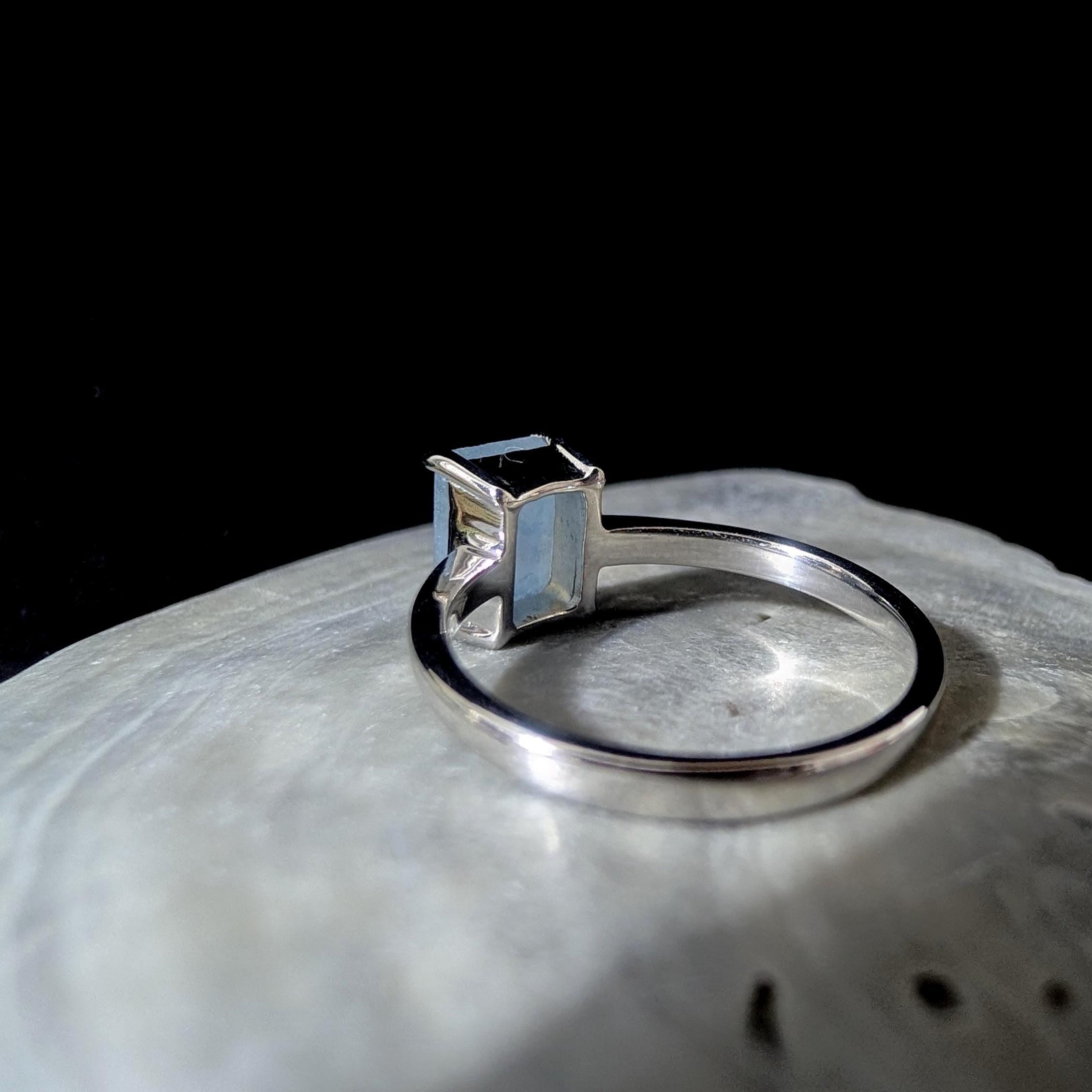 Elegant aquamarine ring | 925 Sterling Silver