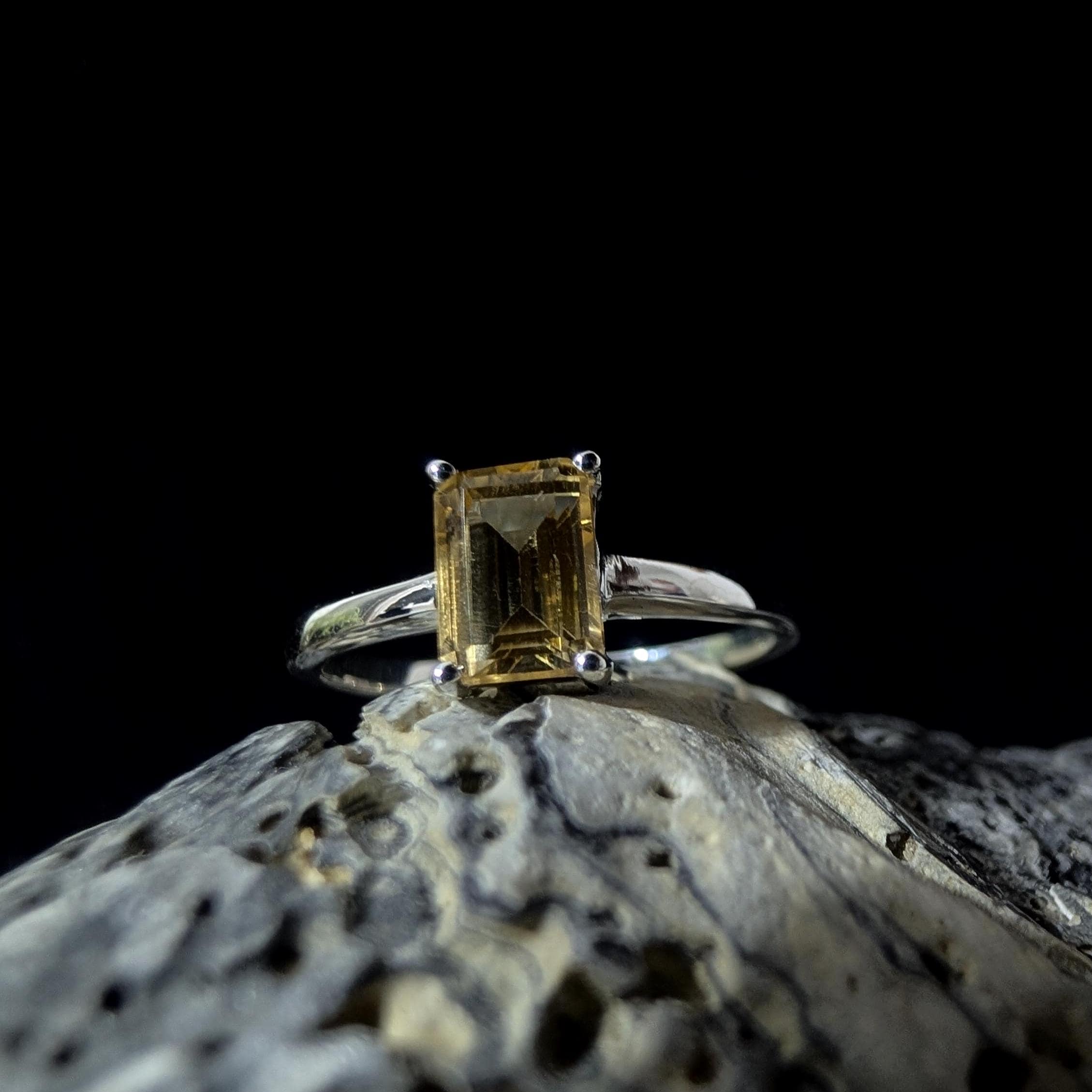 Elegant citrine ring | 925 Sterling Silver