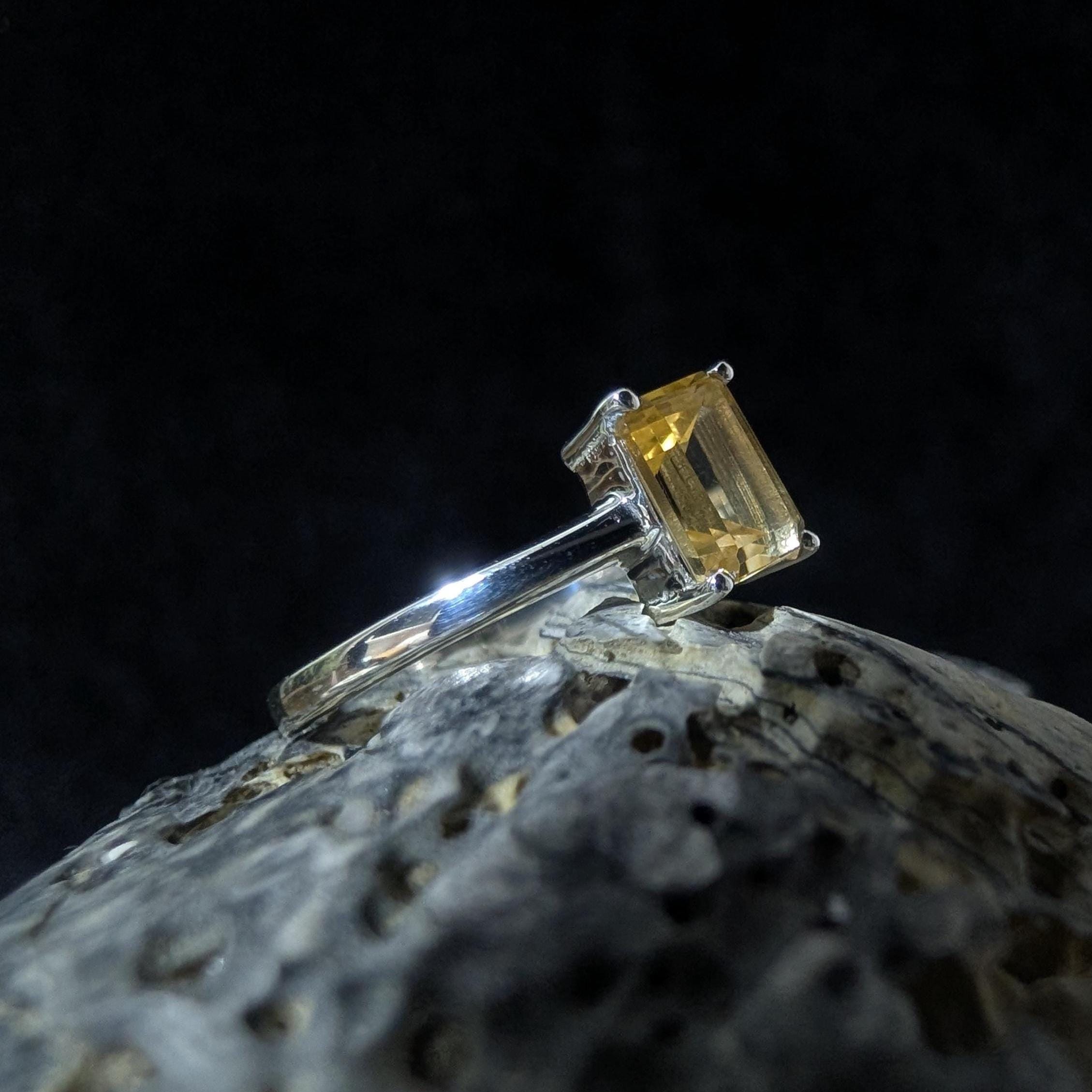 Elegant citrine ring | 925 Sterling Silver