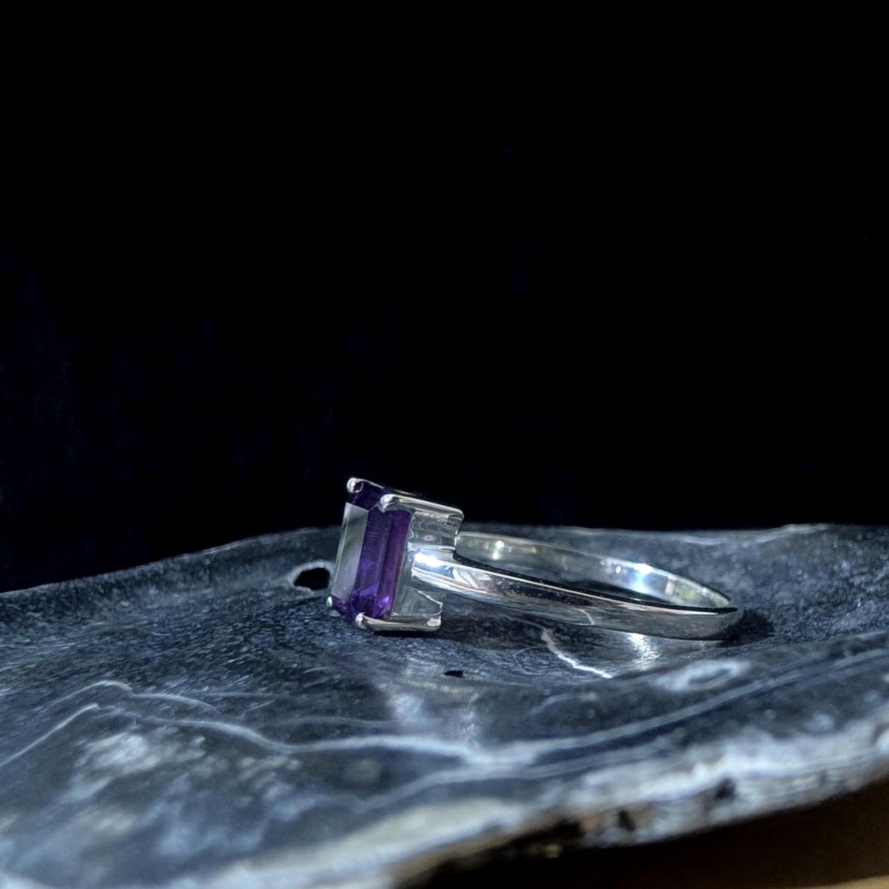 Elegant amethyst ring | 925 Sterling Silver