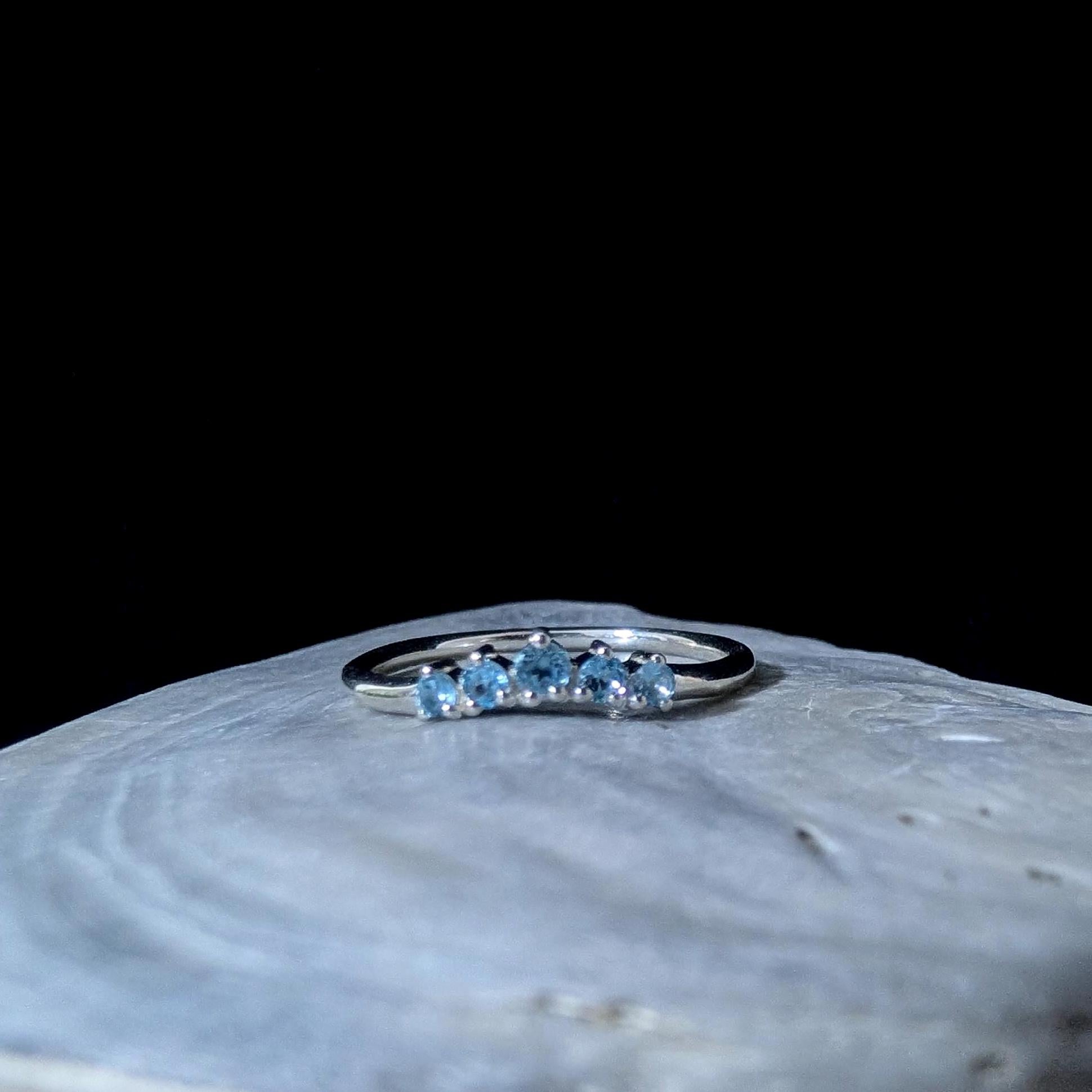 Blue topaz minimalist everyday ring | 925 Sterling Silver