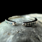 Blue topaz minimalist ring with gap | 925 Sterling Silver