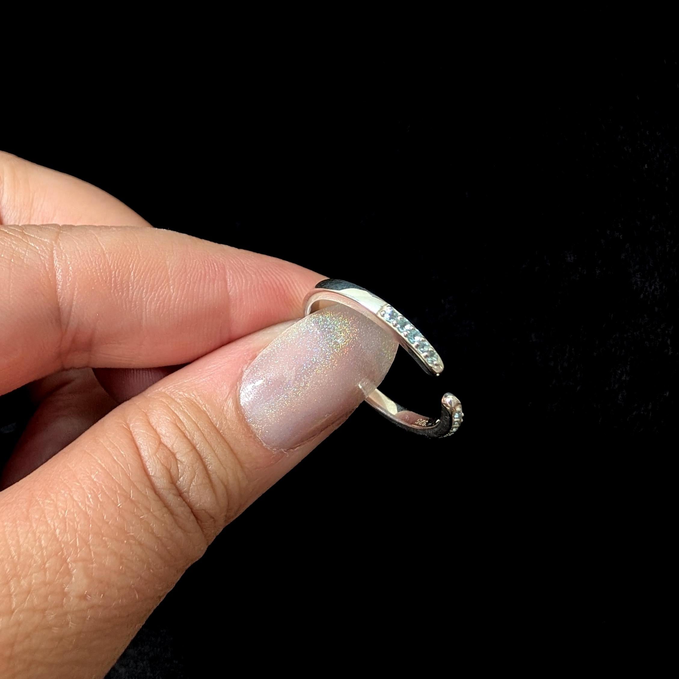 Blue topaz minimalist ring with gap | 925 Sterling Silver