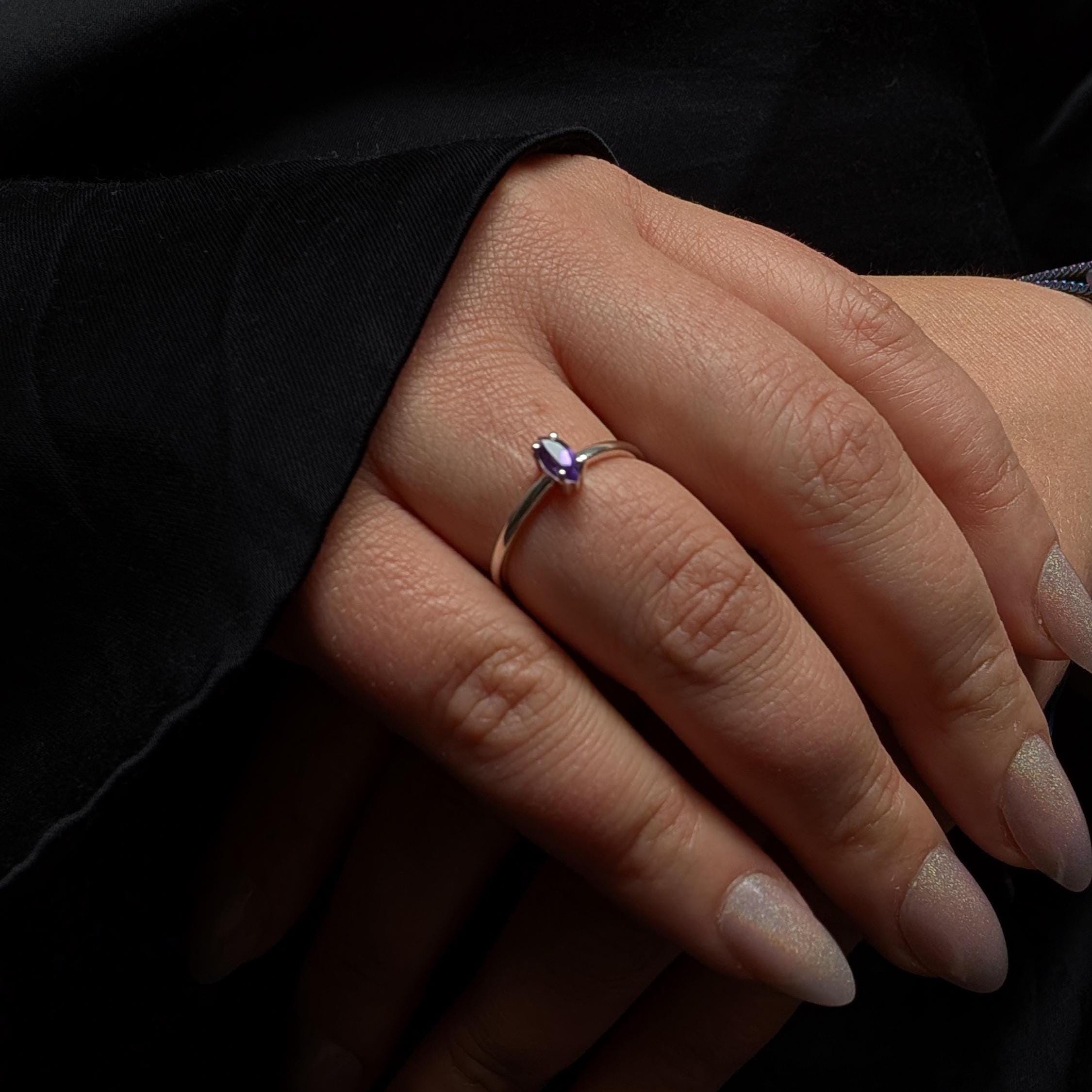 Minimalist natural amethyst ring | 925 Sterling Silver