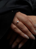 Natural rainbow moonstone minimalist ring | 925 sterling silver