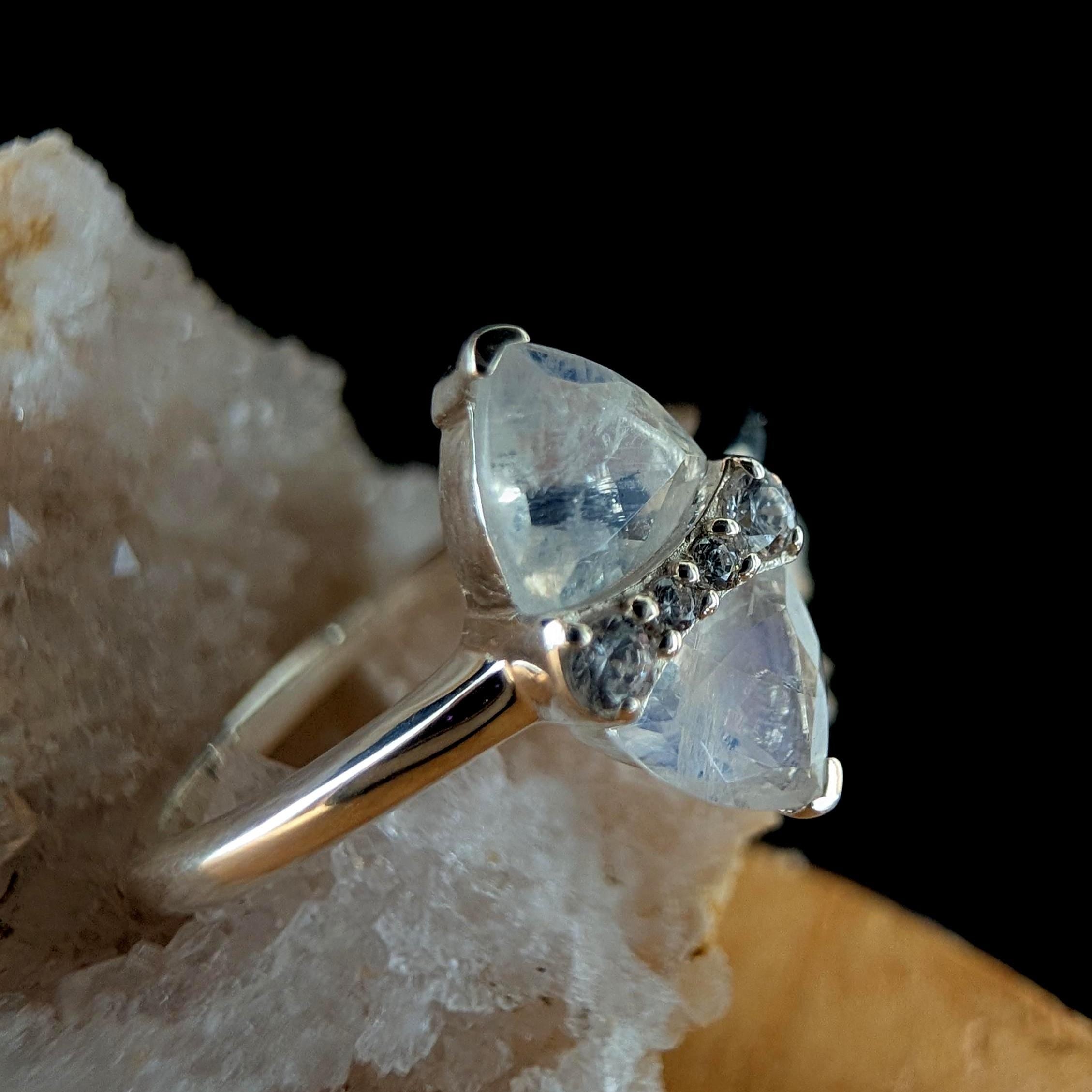 Marquise rainbow moonstone ring | 925 Sterling Silver