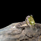 August birthstone peridot ring | 925 Sterling Silver