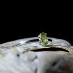 Minimalist peridot stacking ring | 925 Sterling Silver