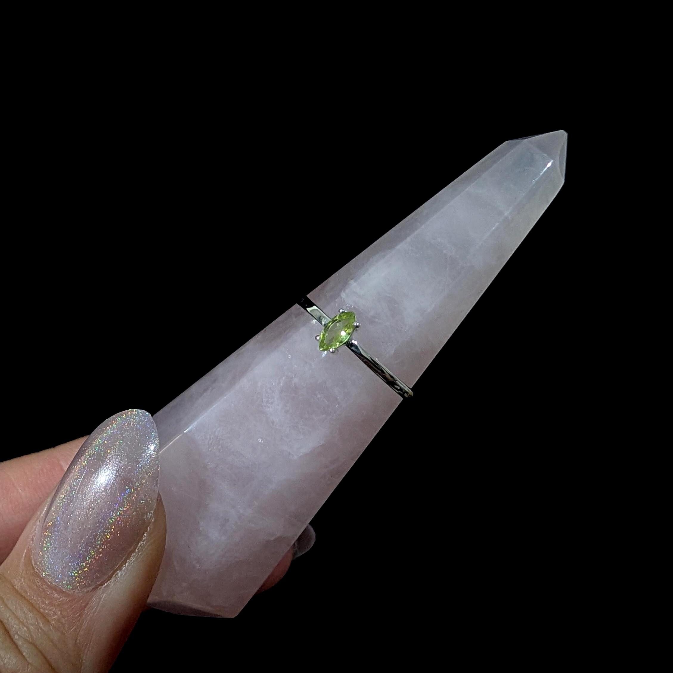 Minimalist peridot stacking ring | 925 Sterling Silver