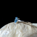 Minimalist natural blue topaz ring | 925 Sterling Silver