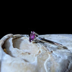 Minimalist rhodolite garnet ring | 925 Sterling Silver