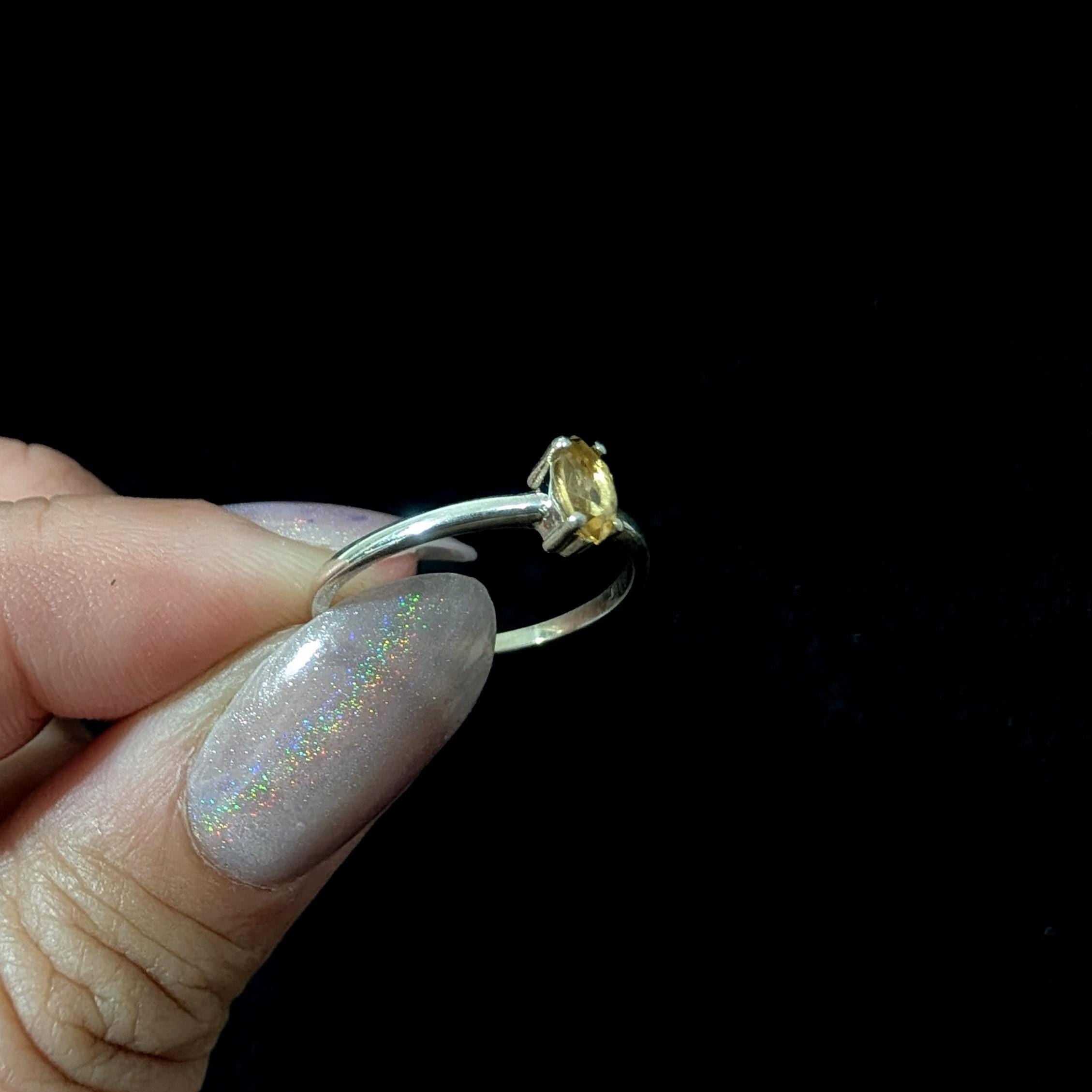 Minimalist natural citrine ring | 925 Sterling Silver