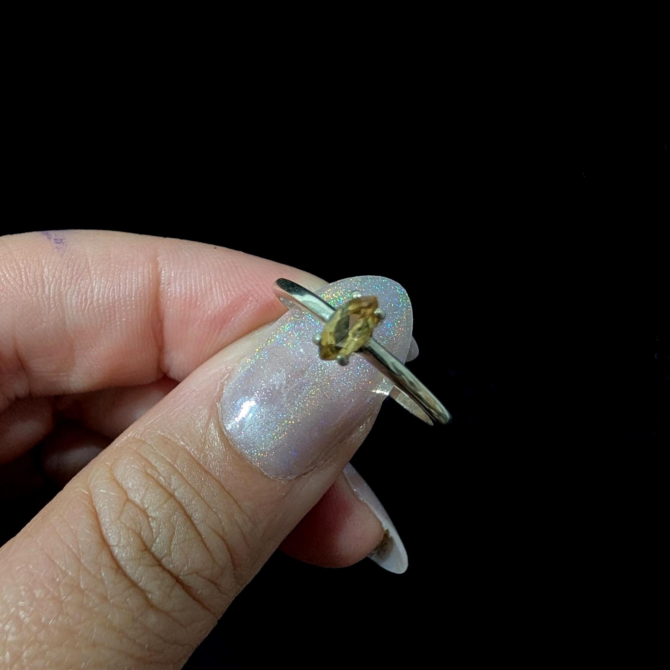 Minimalist natural citrine ring | 925 Sterling Silver
