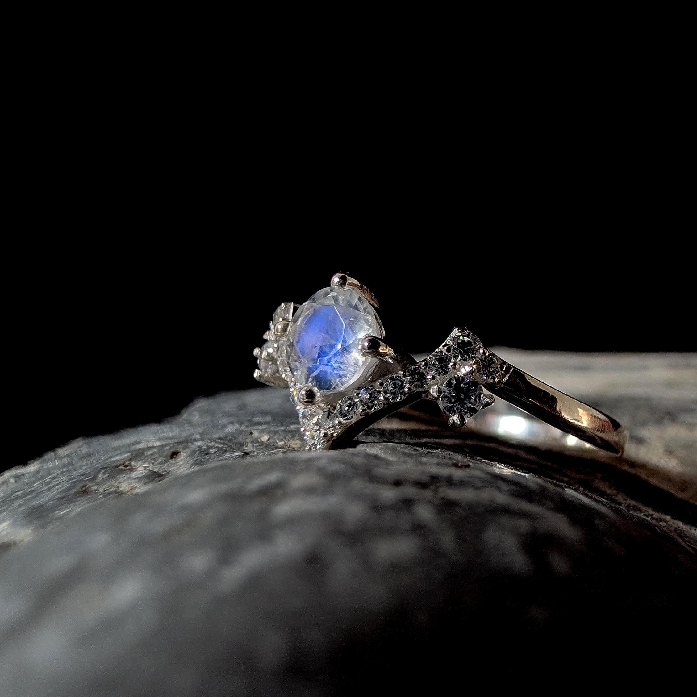 Statement rainbow moonstone & white topaz ring | 925 Sterling Silver