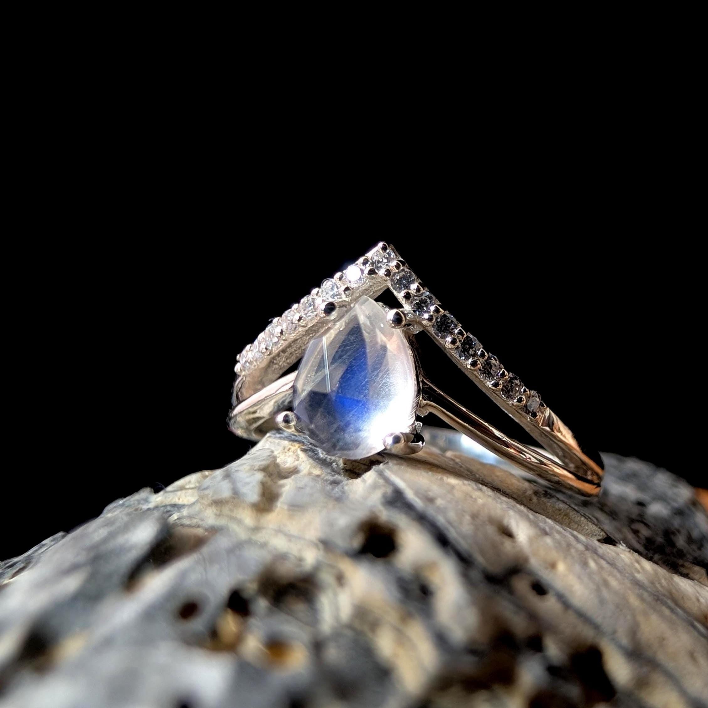 Statement rainbow moonstone & white topaz ring | 925 Sterling Silver