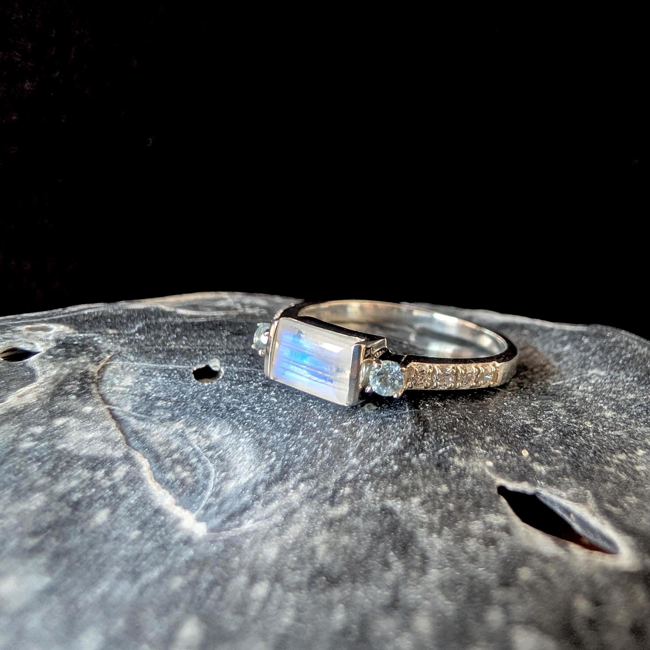 Statement rainbow moonstone and blue topaz ring | 925 Sterling Silver