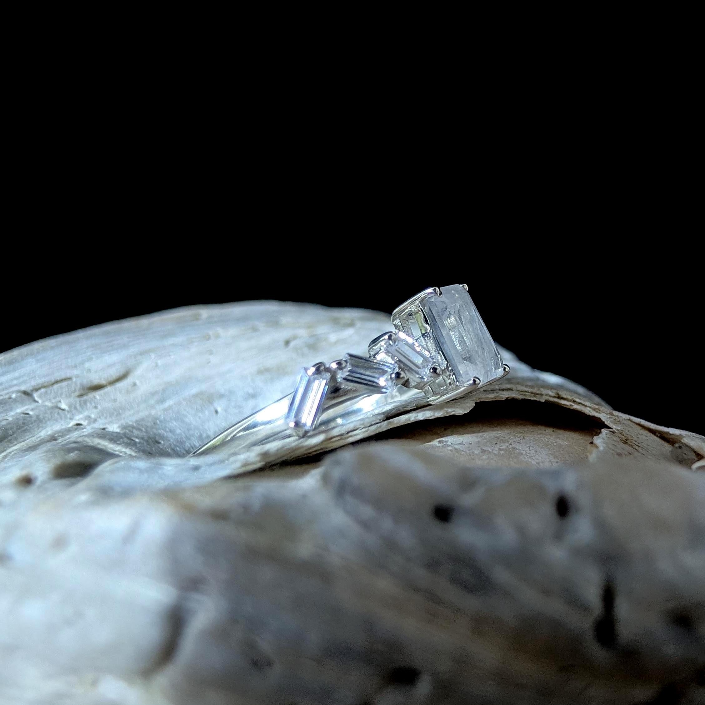 Statement rainbow moonstone & white topaz ring | 925 Sterling Silver