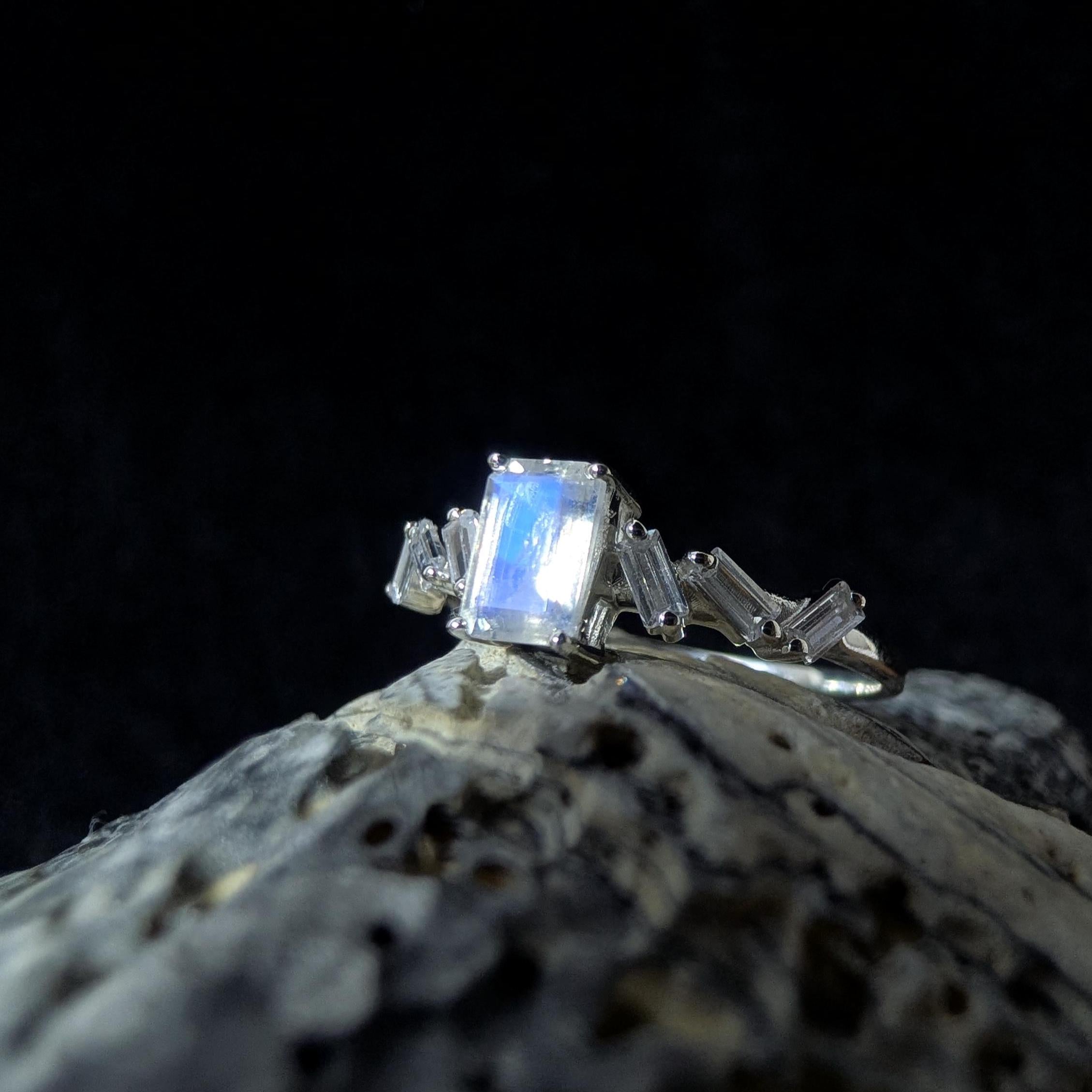 Statement rainbow moonstone & white topaz ring | 925 Sterling Silver