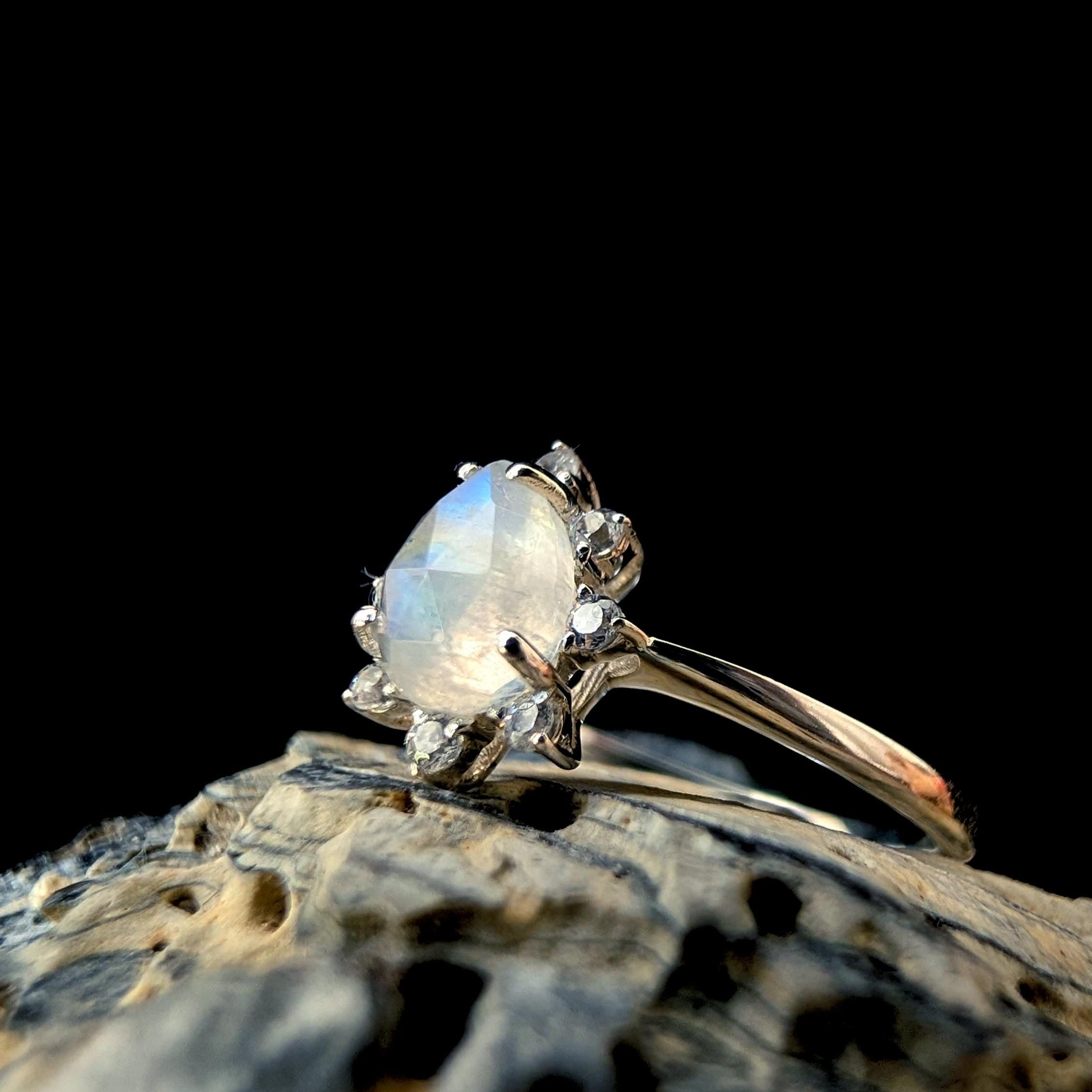 Statement rainbow moonstone & white topaz ring | 925 Sterling Silver