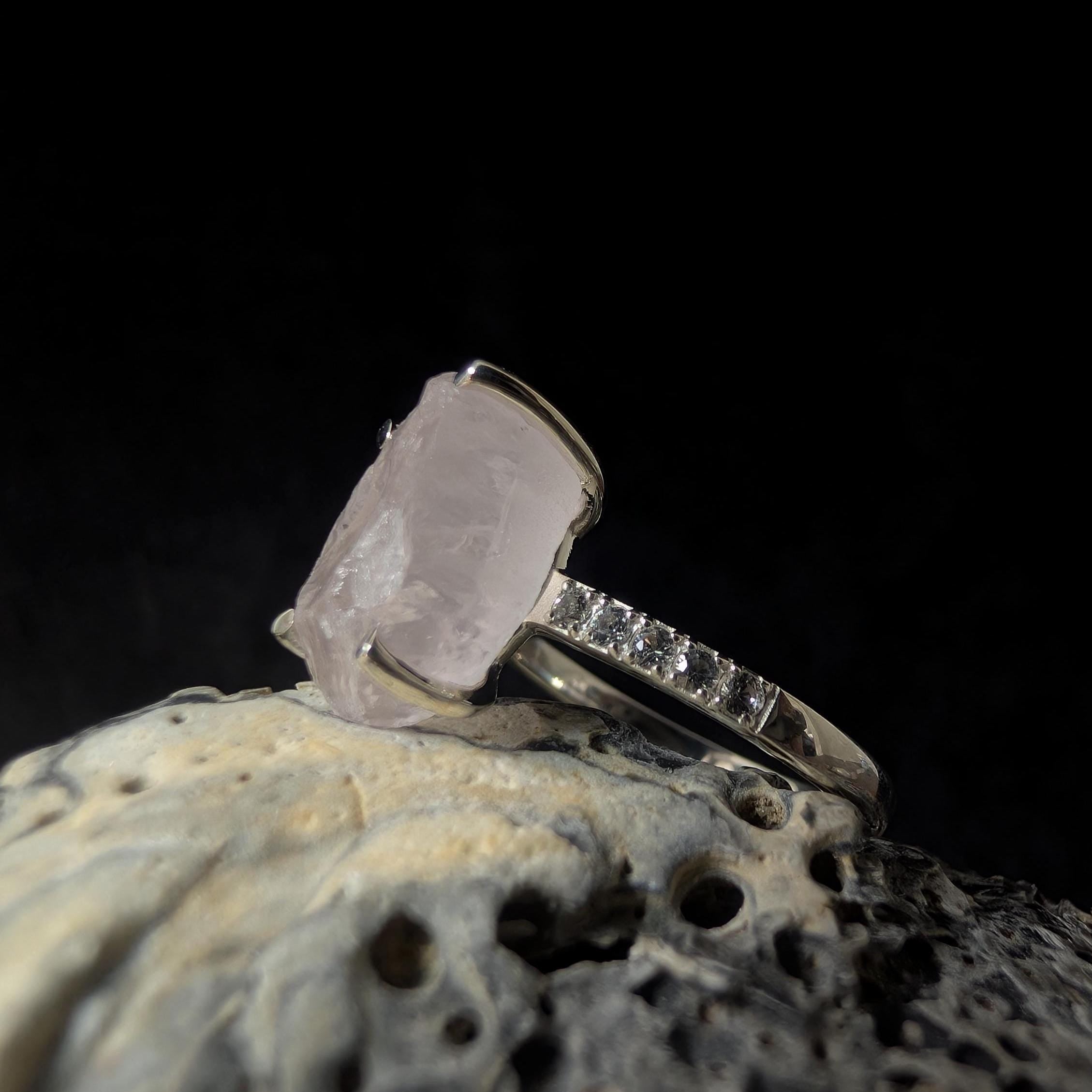 Raw natural rose quartz and white topaz ring | 925 Sterling Silver