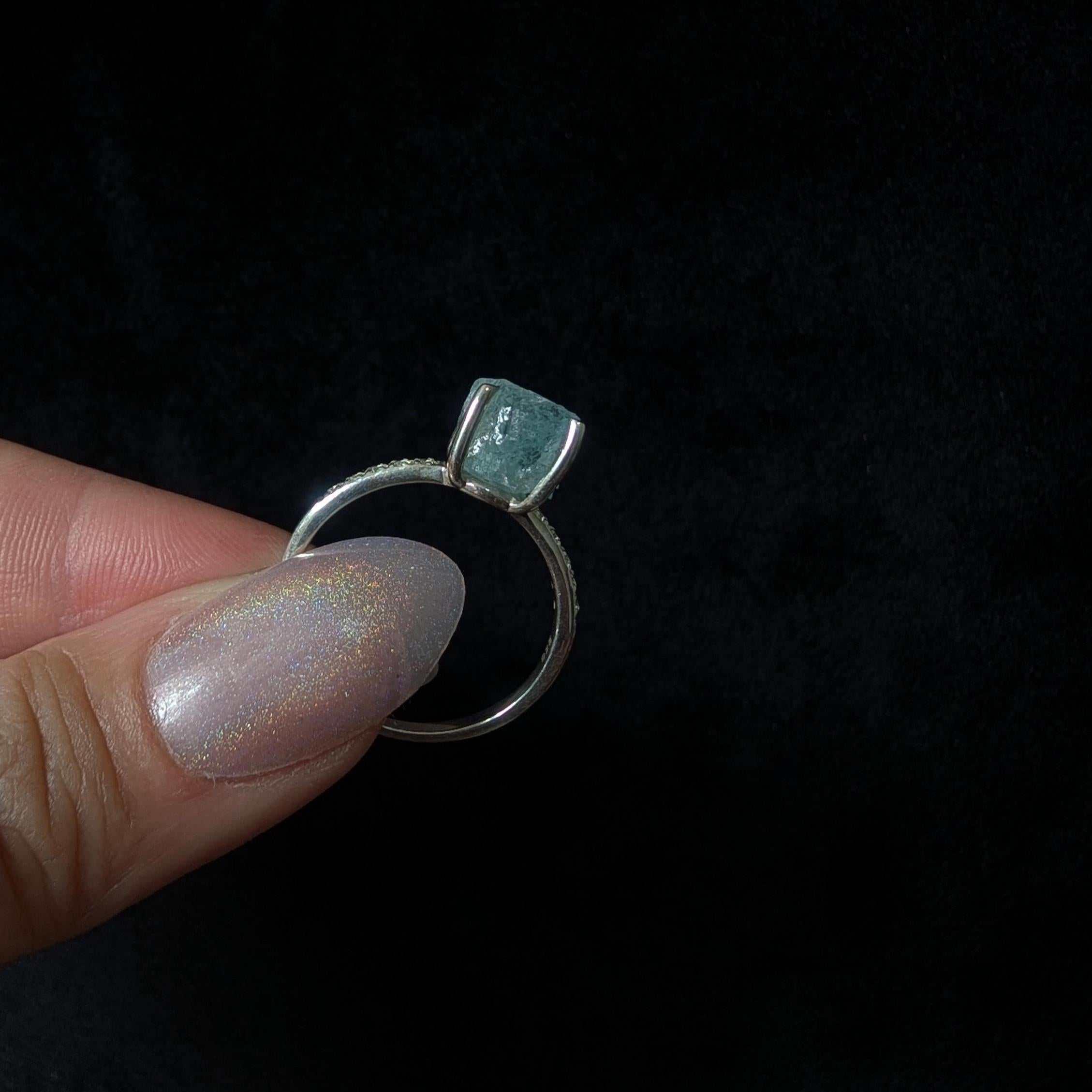 Raw natural aquamarine and white topaz ring | 925 sterling silver