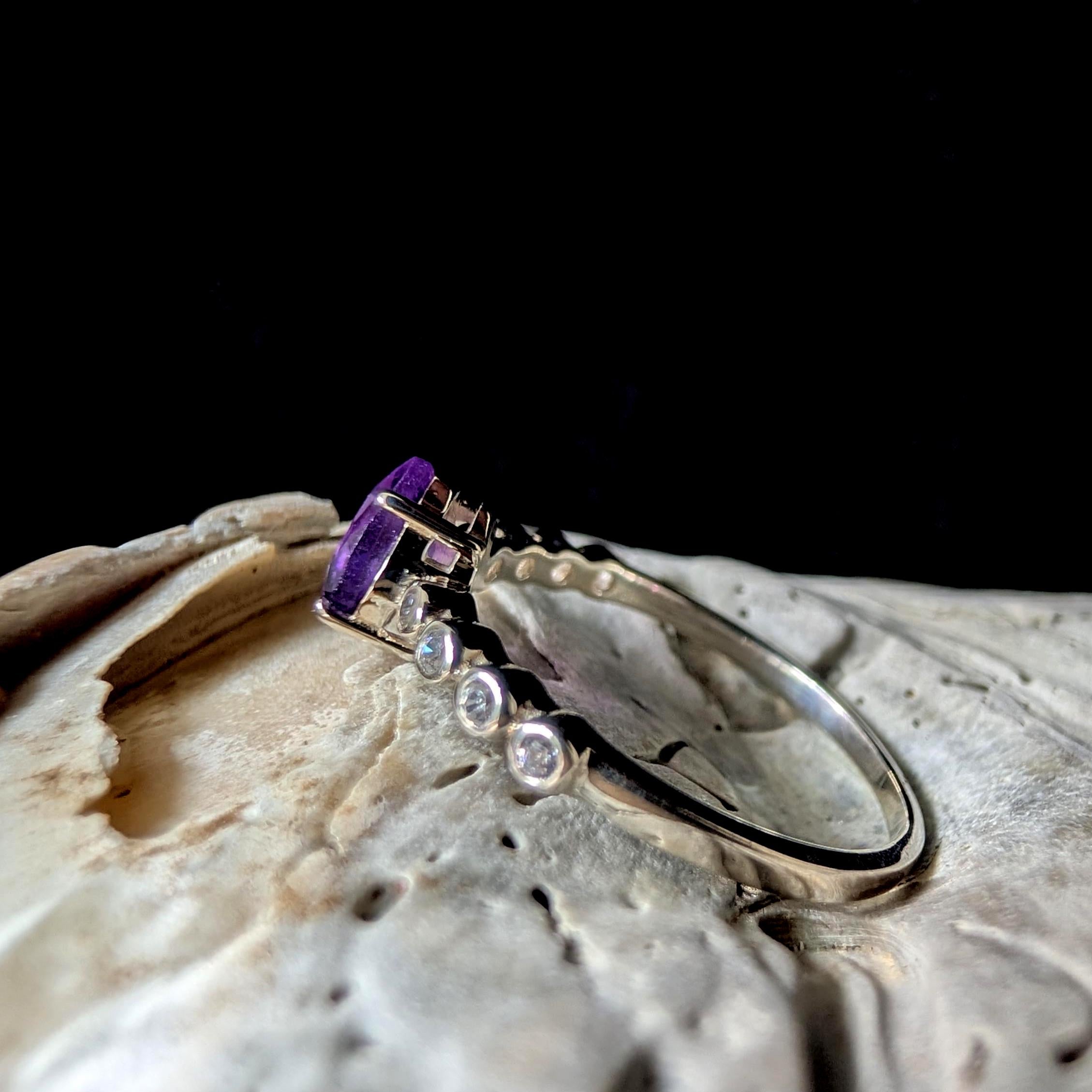 Statement amethyst and white topaz ring | 925 Sterling Silver
